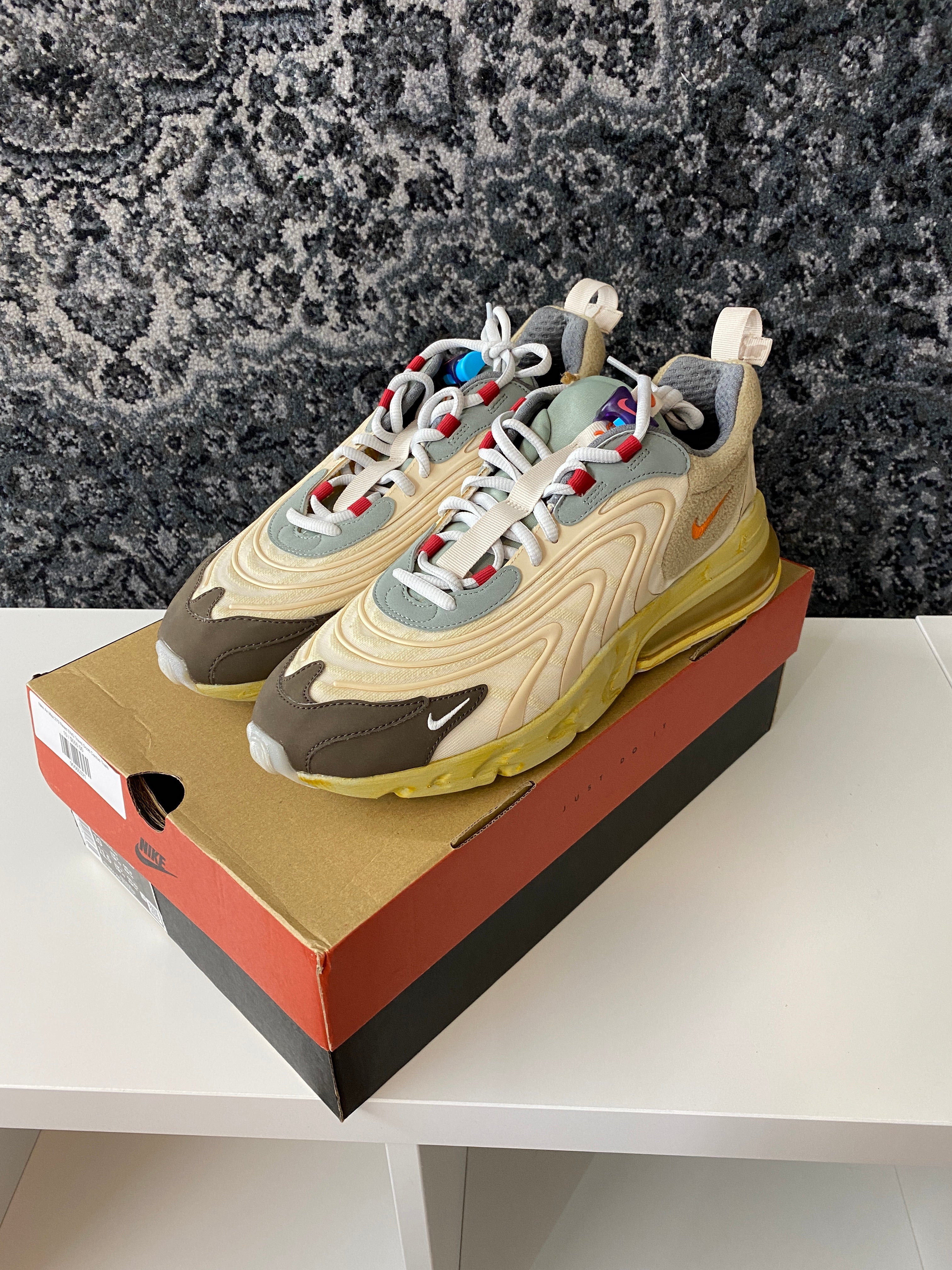 Nike Air Max 270 React Travis Scott Sz 10