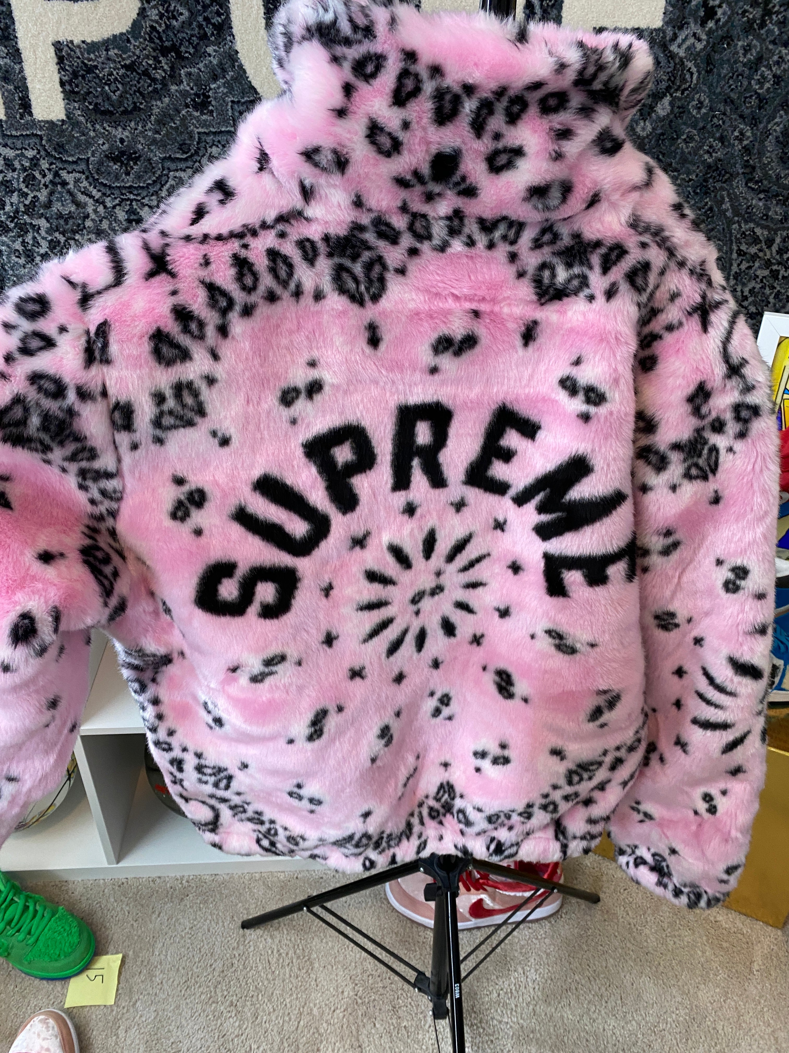 Supreme Bandana Faux Fur Sz L