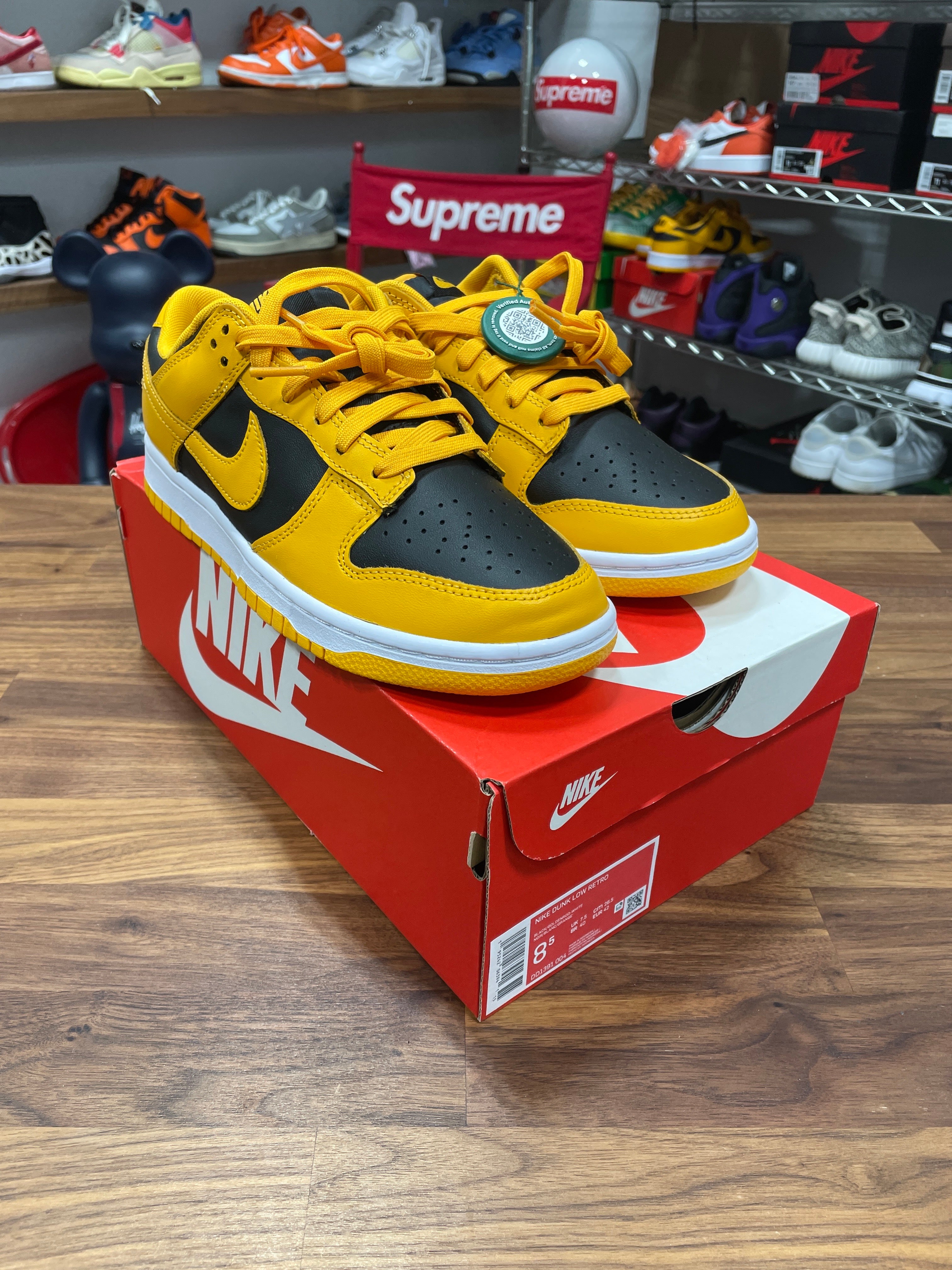 Nike Dunk GoldenRod Sz 8.5