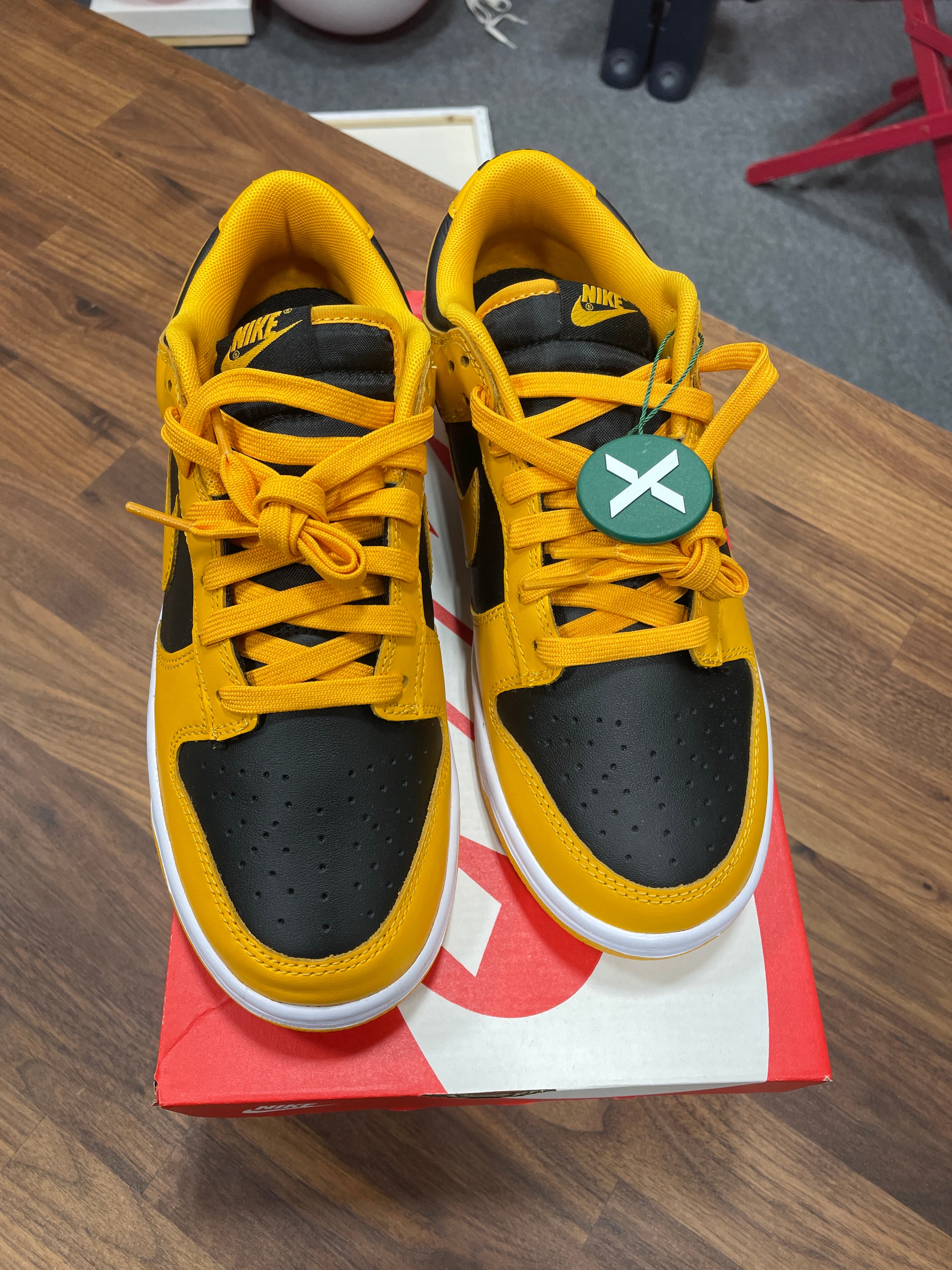 Nike Dunk GoldenRod Sz 8.5
