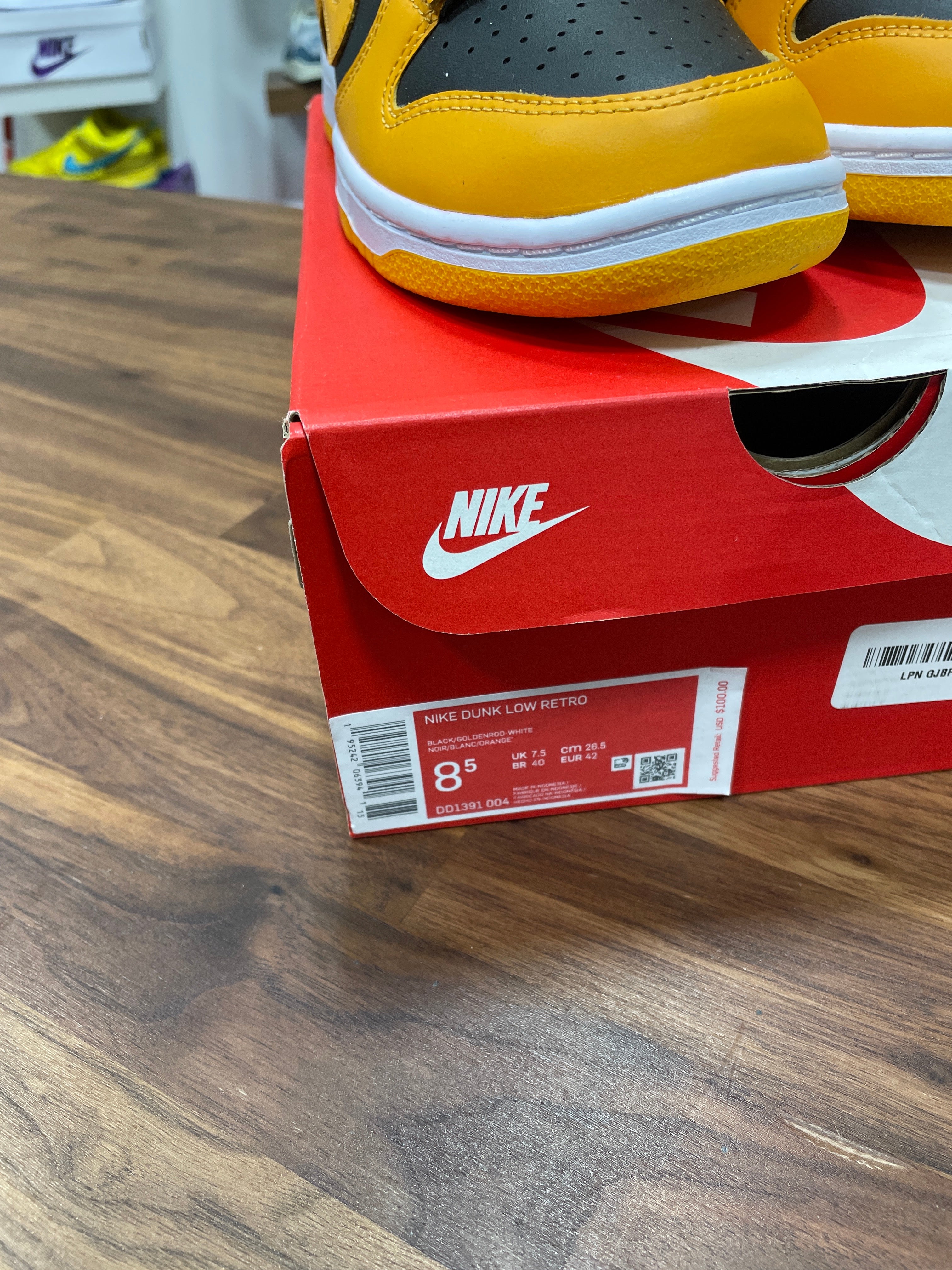 Nike Dunk Goldenrod Sz 8.5