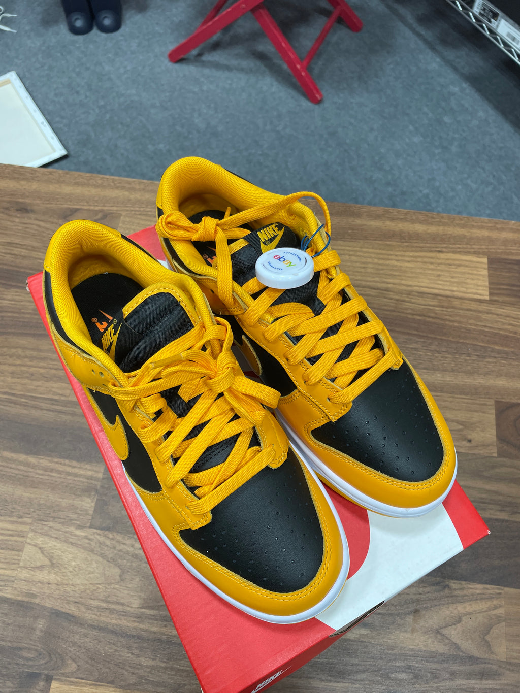 Nike Dunk Goldenrod Sz 8.5