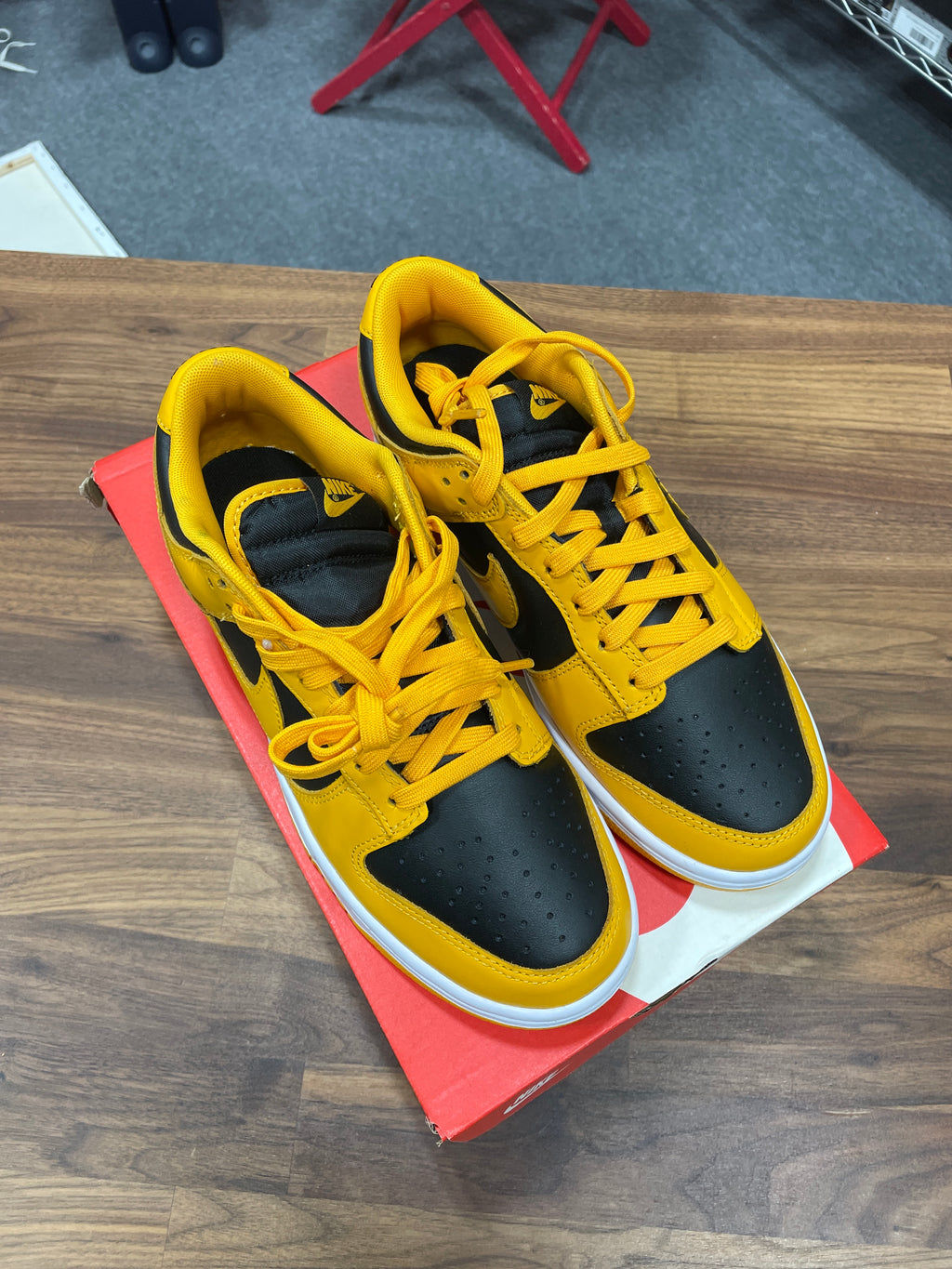 Nike Dunk Goldenrod Sz 8.5 DEFECT