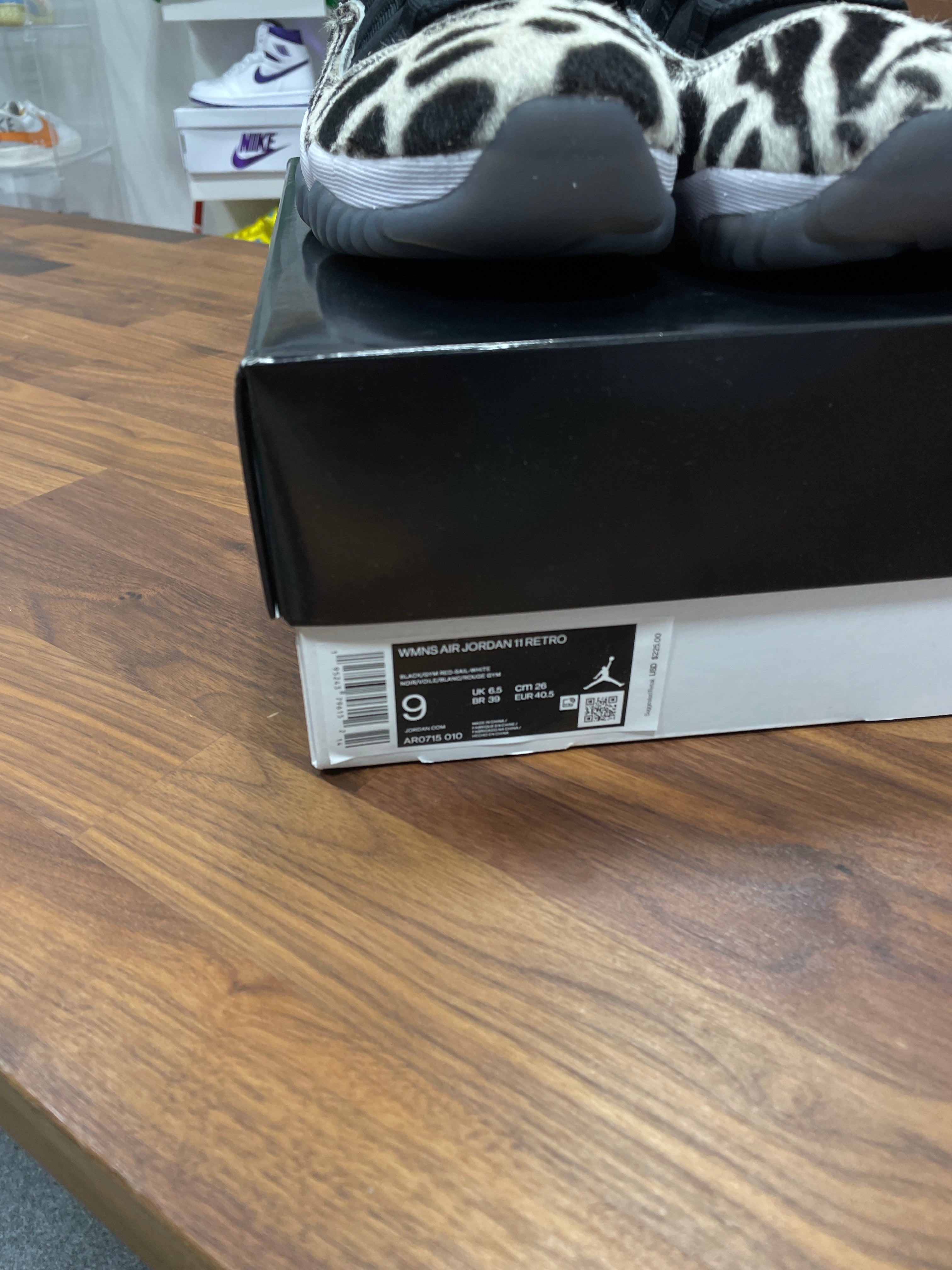 Jordan 11 Retro Animal Instinct WMNS Sz 9