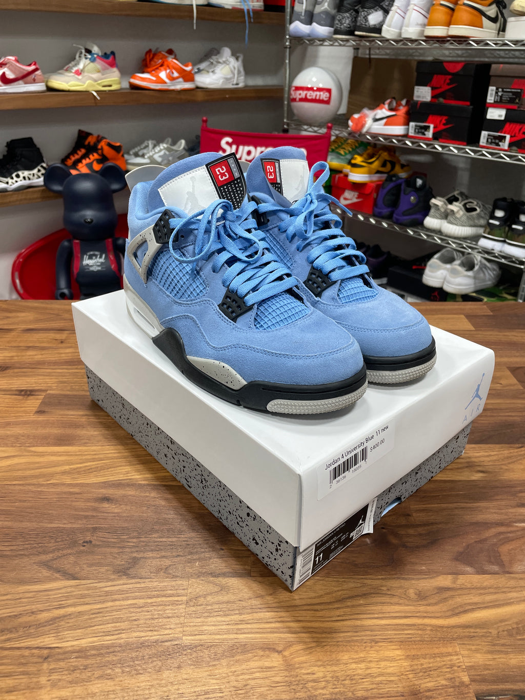 Jordan 4 Retro University Blue Sz 11
