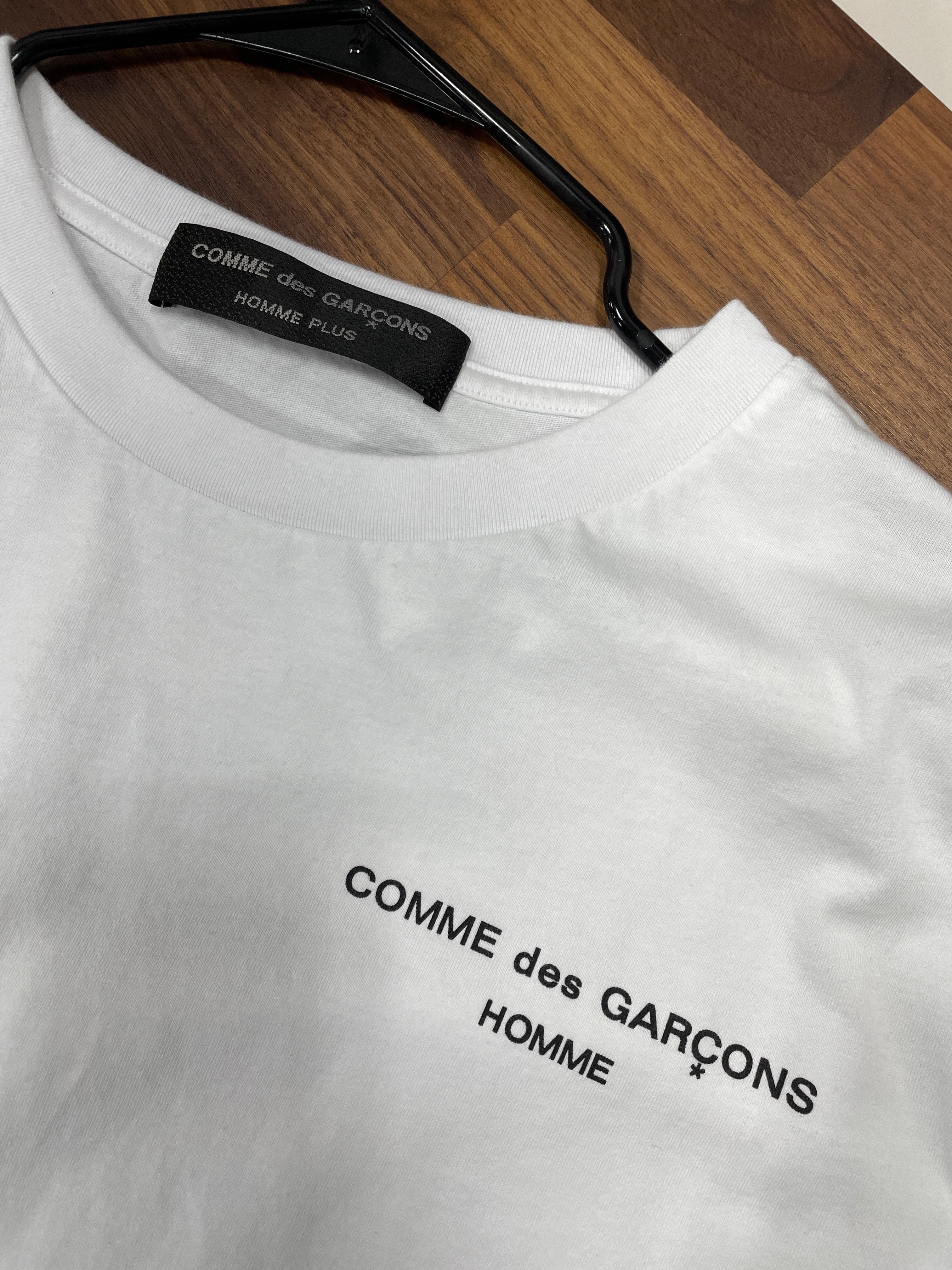 Comme Des Garcon T-shirts Sz L