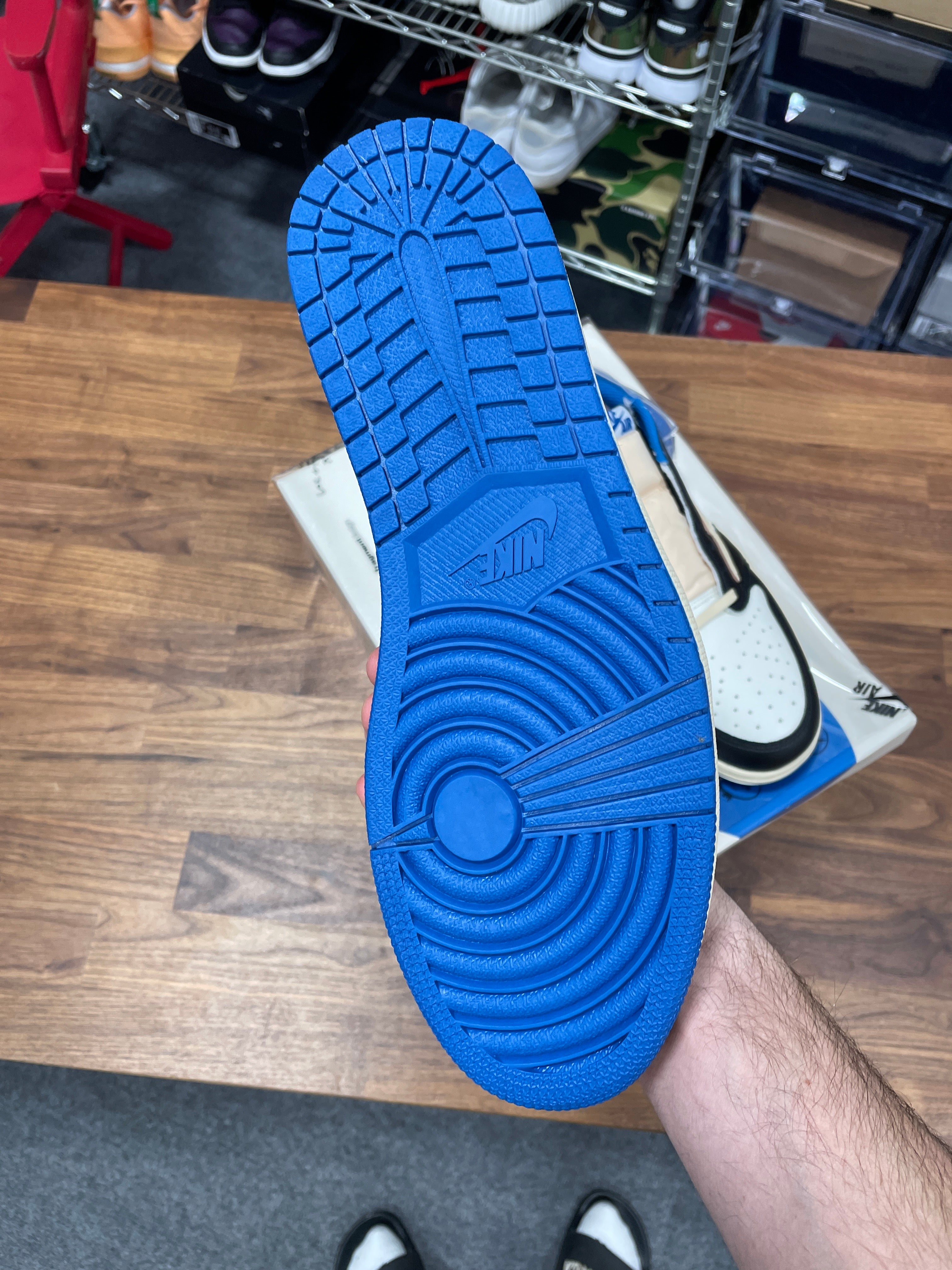 Jordan 1 Low Travis Scott x Fragment Sz 1