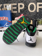 Load image into Gallery viewer, Nike Air Jordan 10 Sz 8.5 No Box
