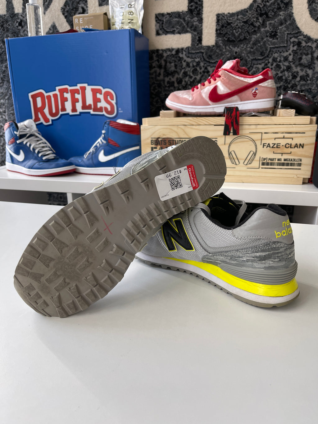 New Balance 574 Sz ? No Box