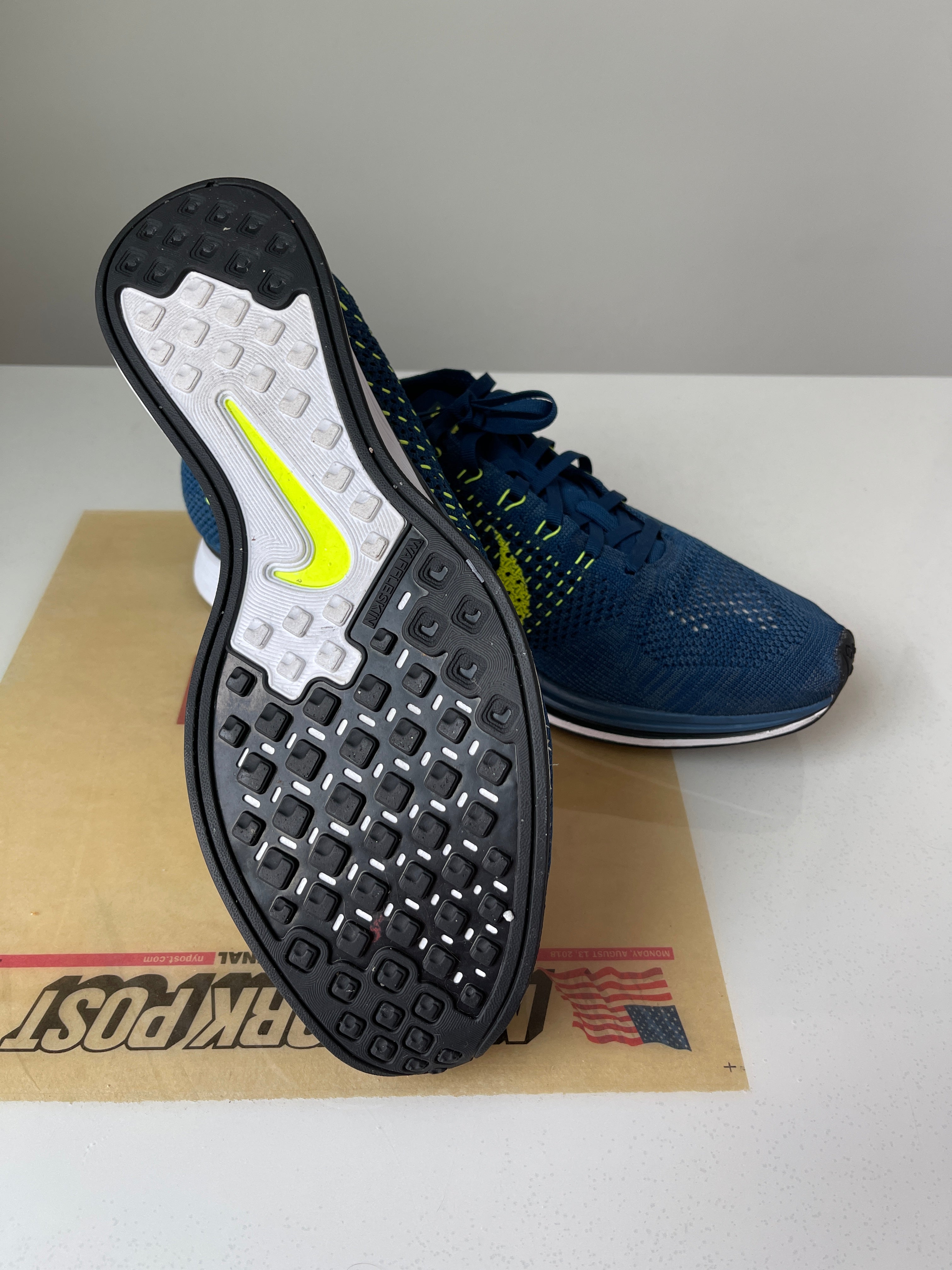 Nike Fly Knit Racer Sz 11.5 No Box