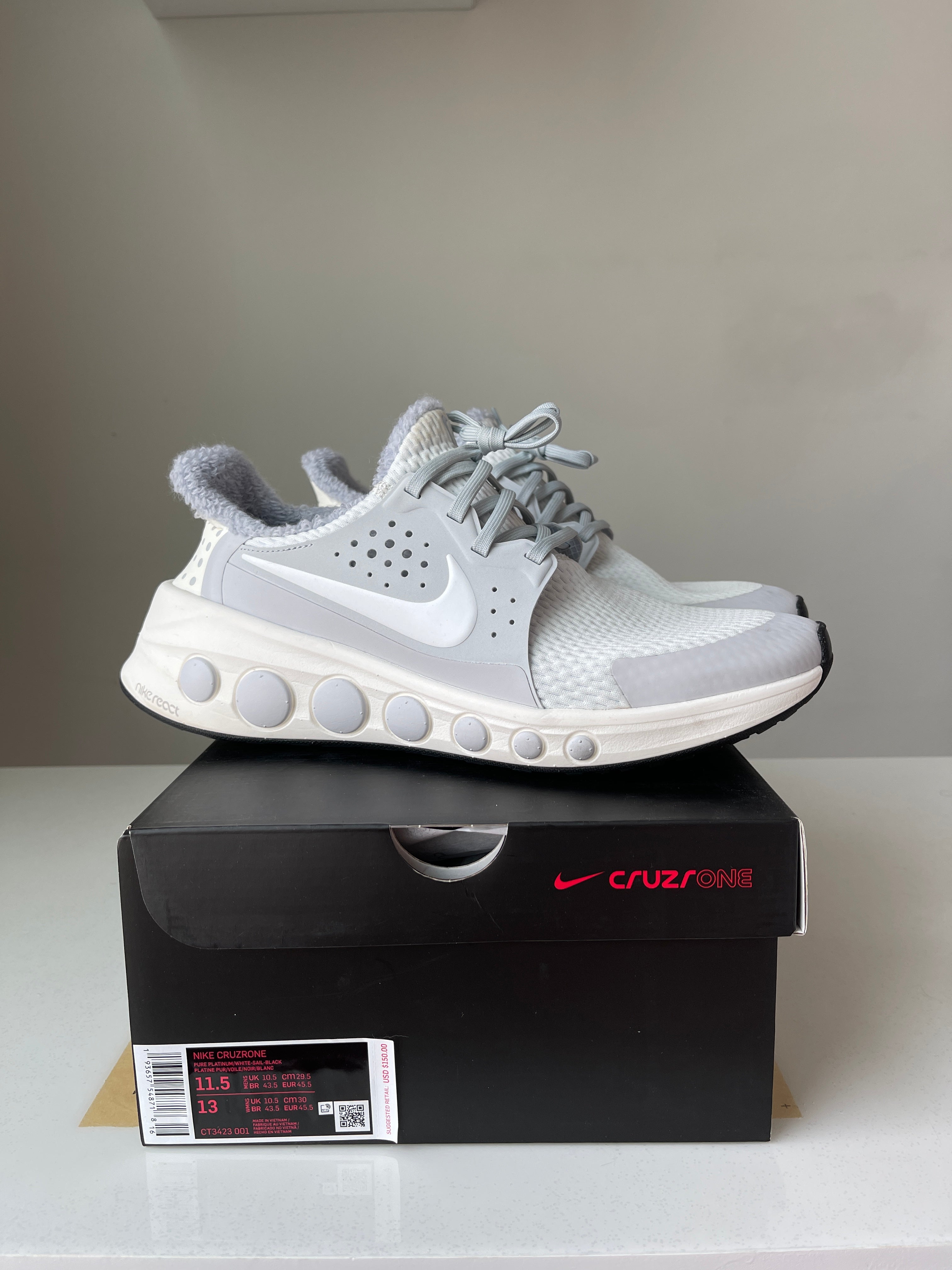 Nike Cruzr Sz 11.5