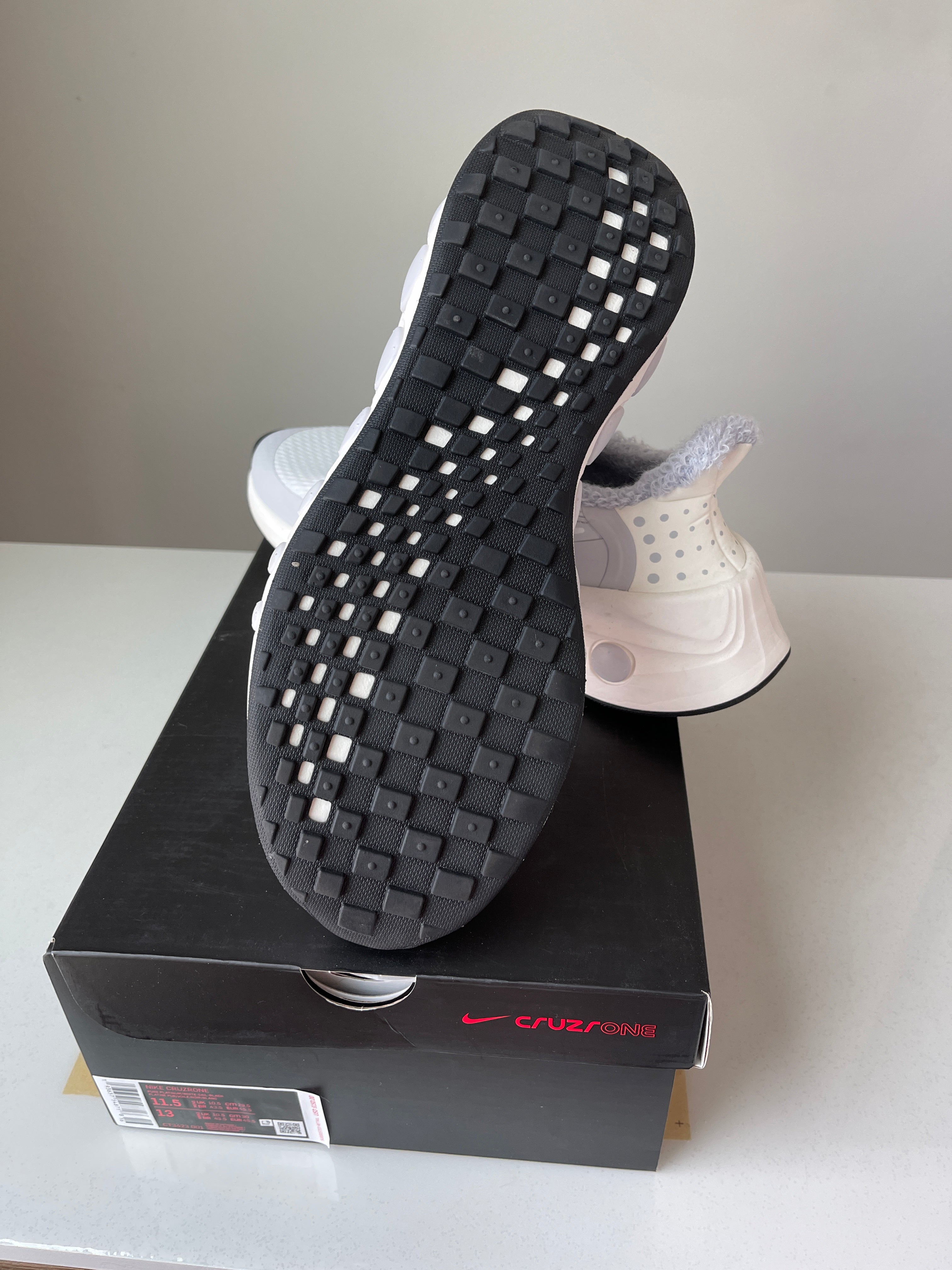 Nike Cruzr Sz 11.5