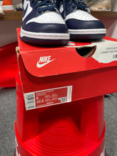 Load image into Gallery viewer, Nike Dunk High Championship Navy Sz 9
