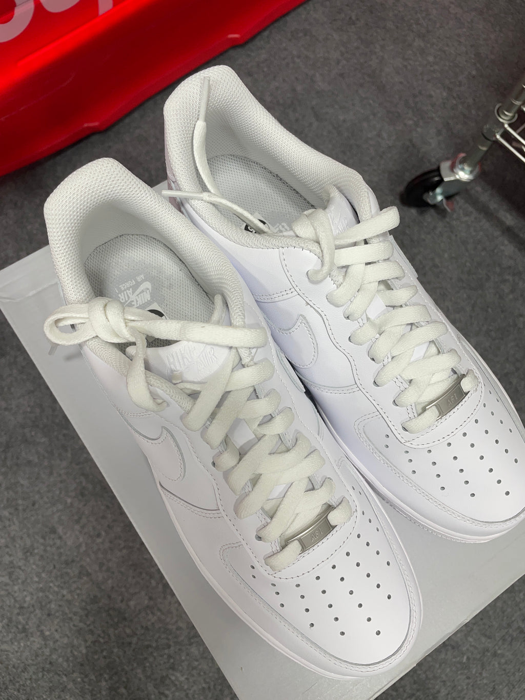 Nike Air Force 1 Low '07 White Sz 9.5