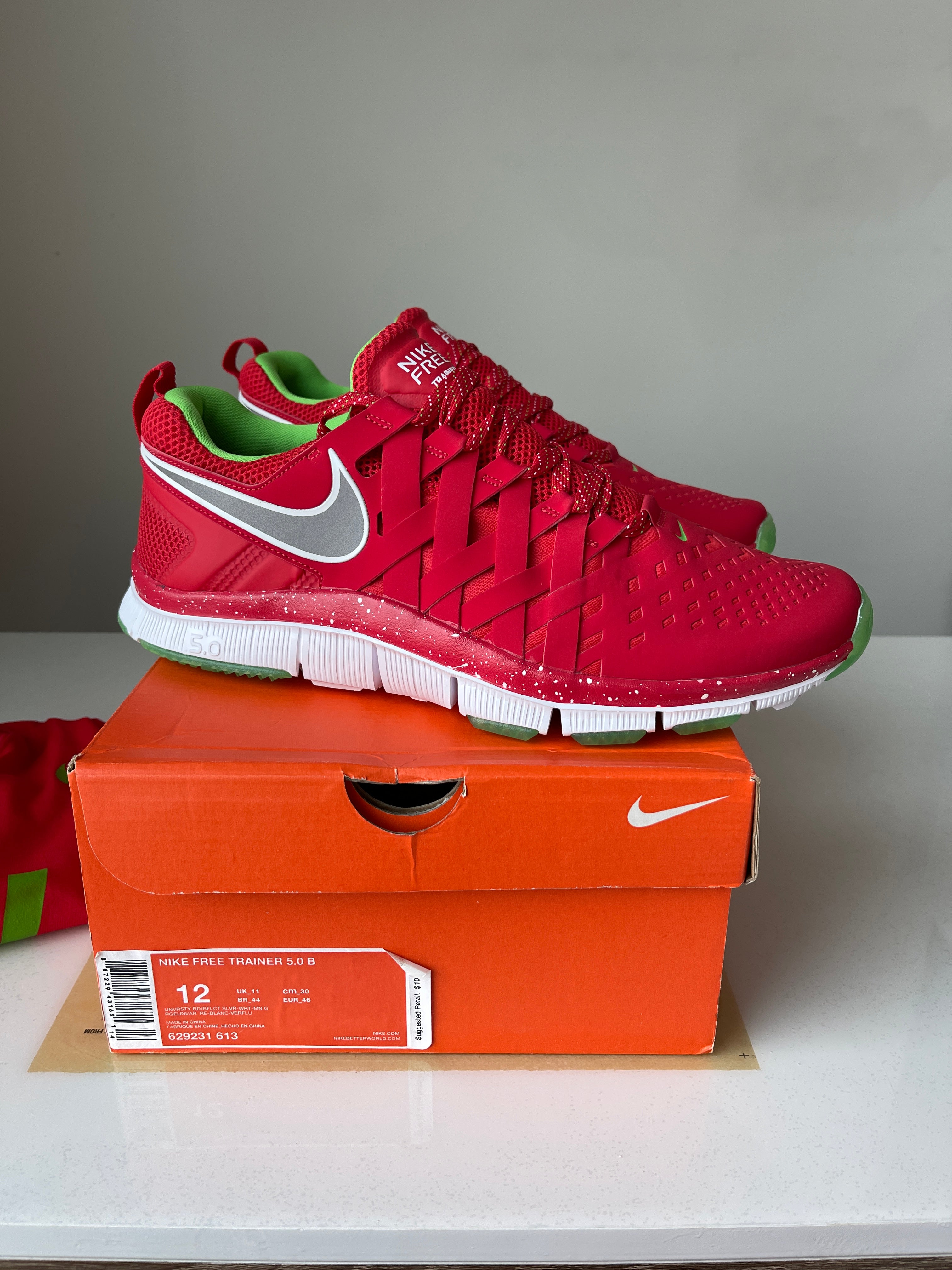 Nike Free Trainer Sample With T-Shirt Sz 12/XL