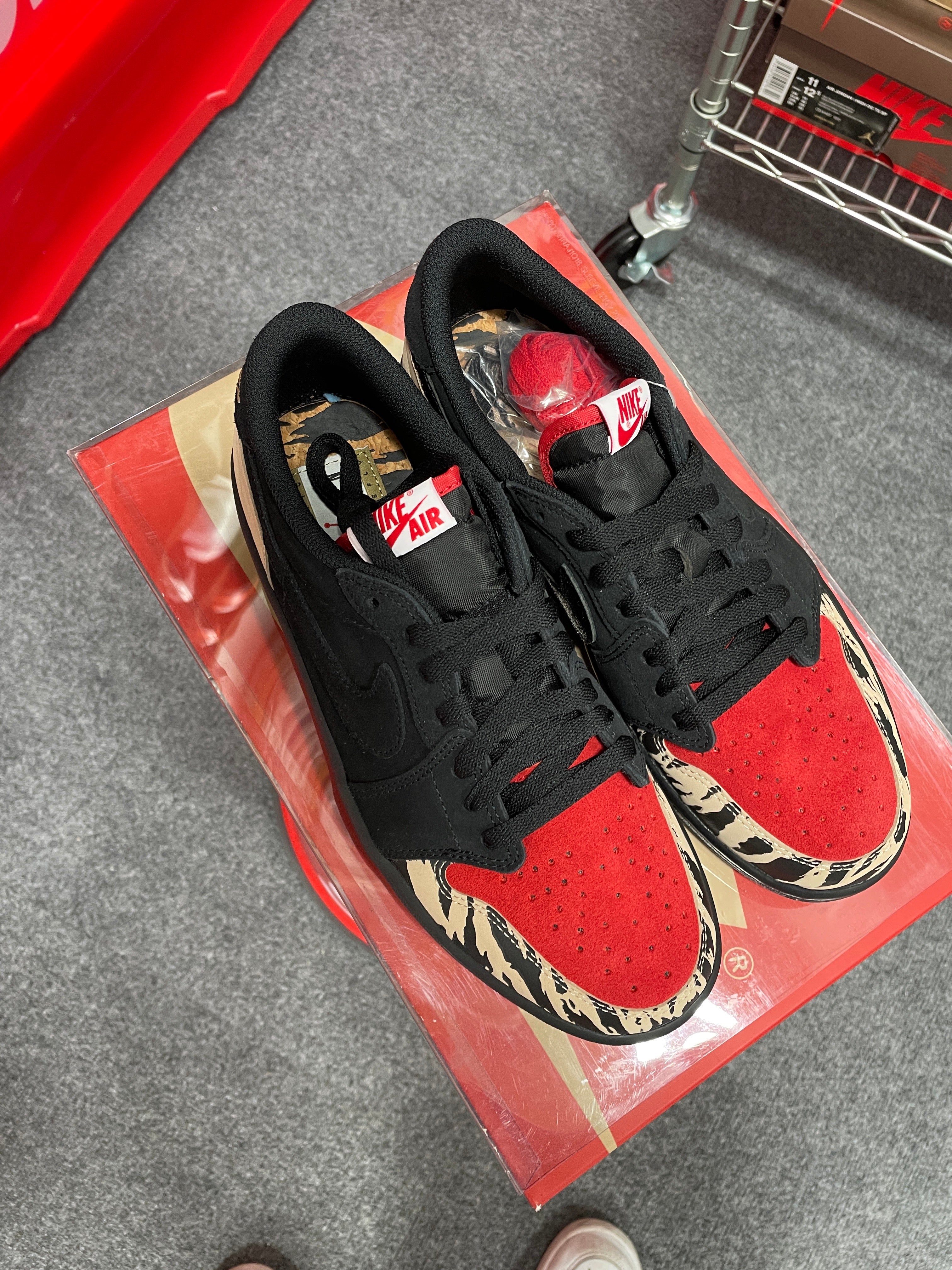 Jordan 1 Retro Low SolyFly Sz 9