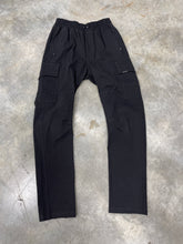 Load image into Gallery viewer, Represent Cargo Pant Black Sz M
