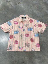 Load image into Gallery viewer, HFLA Doodle Puffer Shirt Sz L
