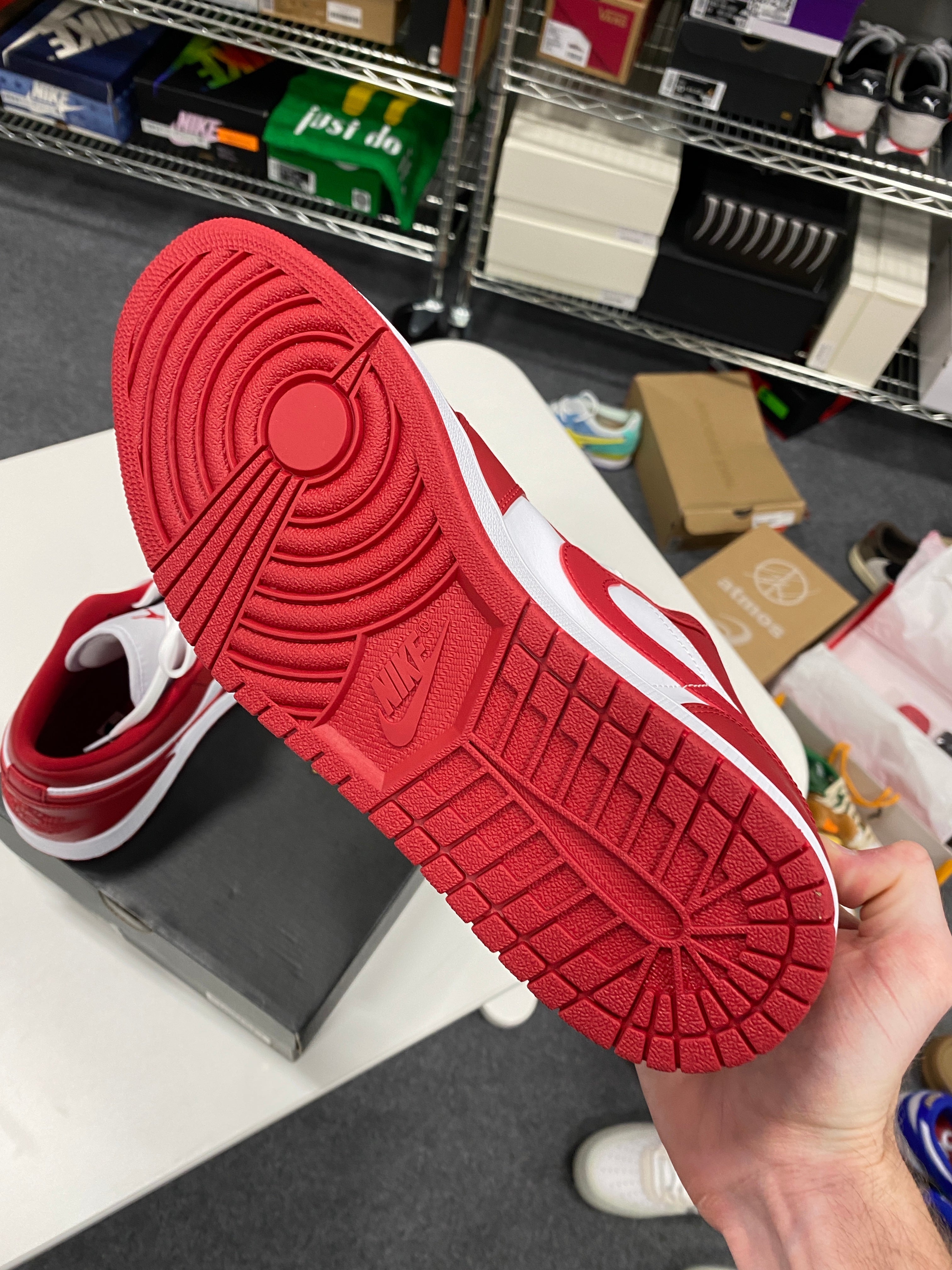 Jordan 1 Low Gym Red White Sz 11