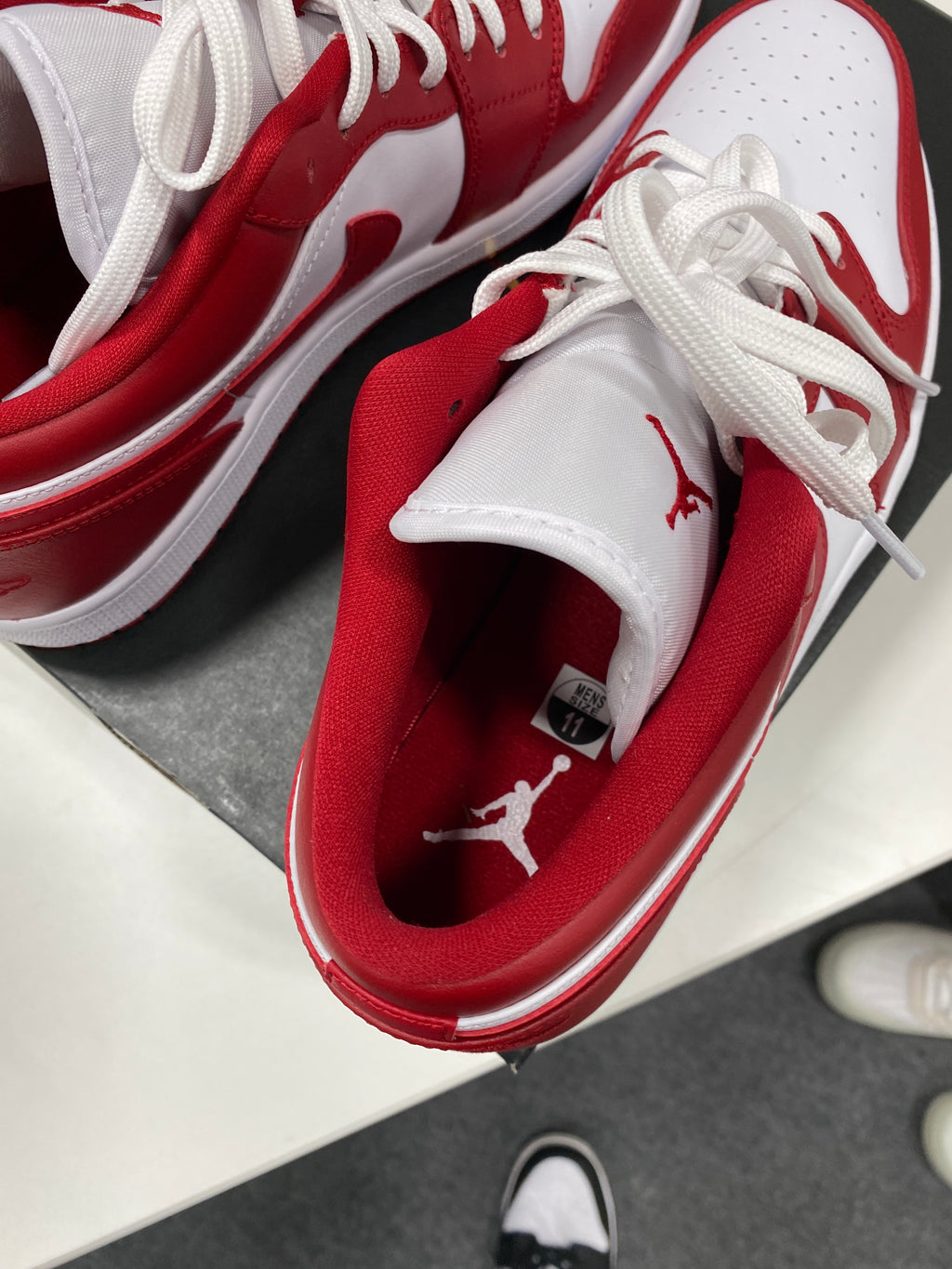 Jordan 1 Low Gym Red White Sz 11