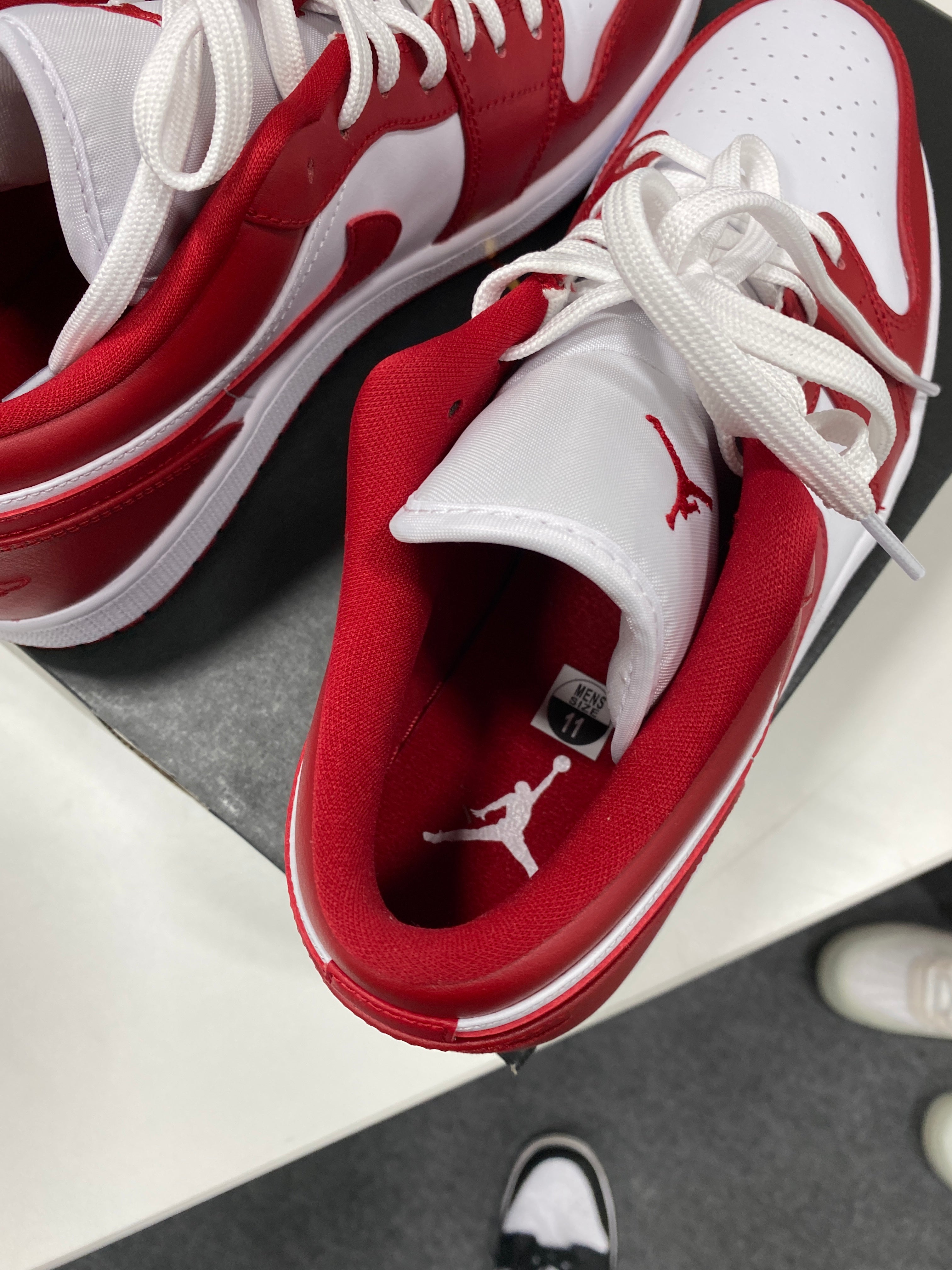 Jordan 1 Low Gym Red White Sz 11