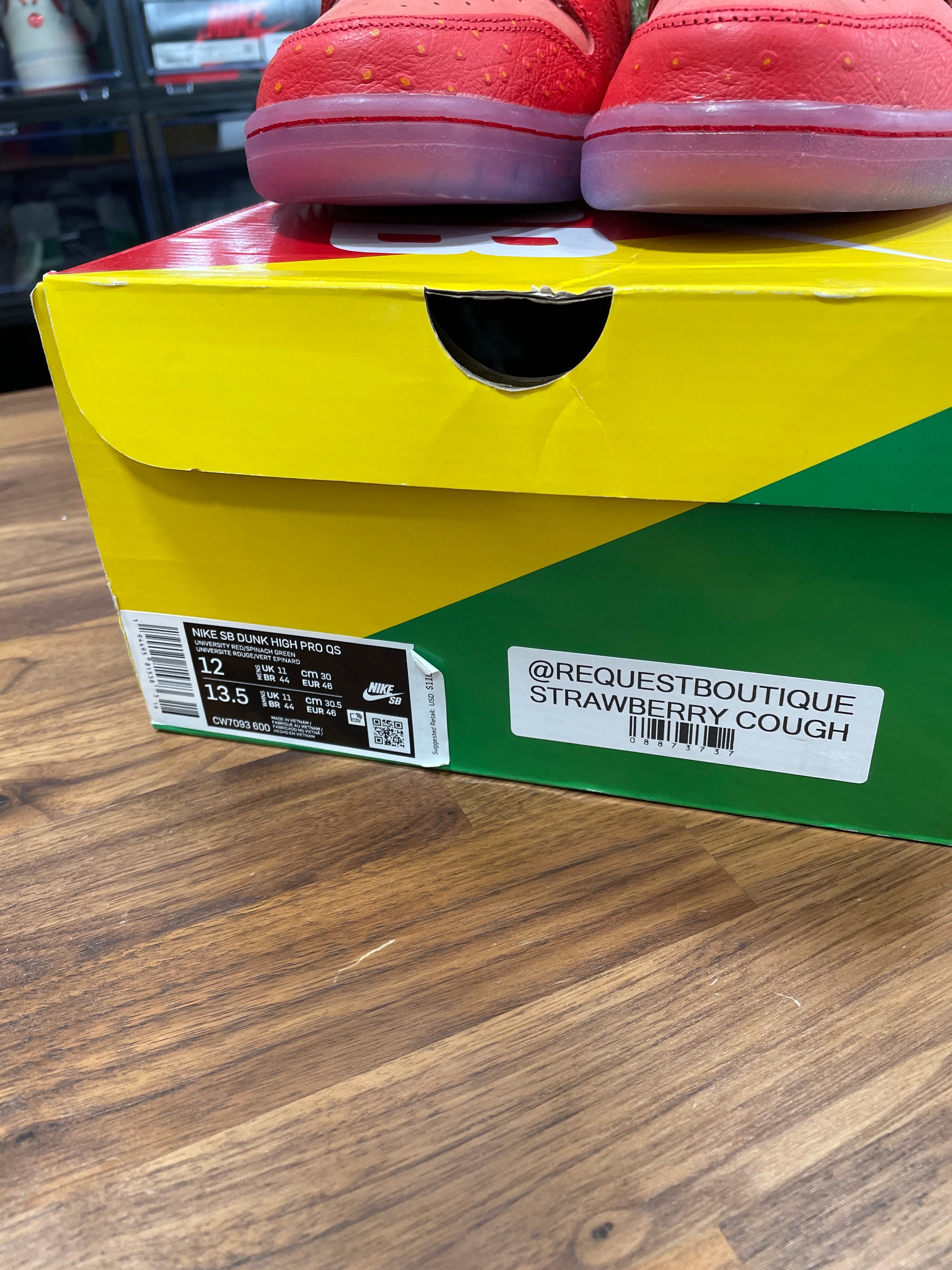 Nike SB Dunk High "Strawberry Cough" Sz 12
