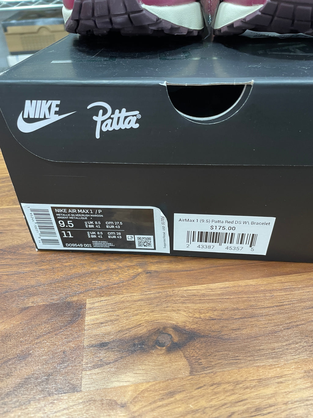 Nike Air Max 1 Patta Maroon Sz 9.5