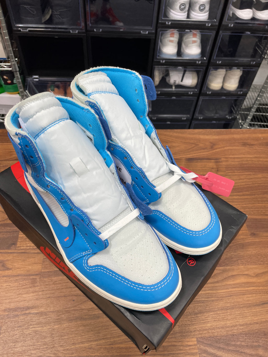 Jordan 1 Off White UNC Sz 11