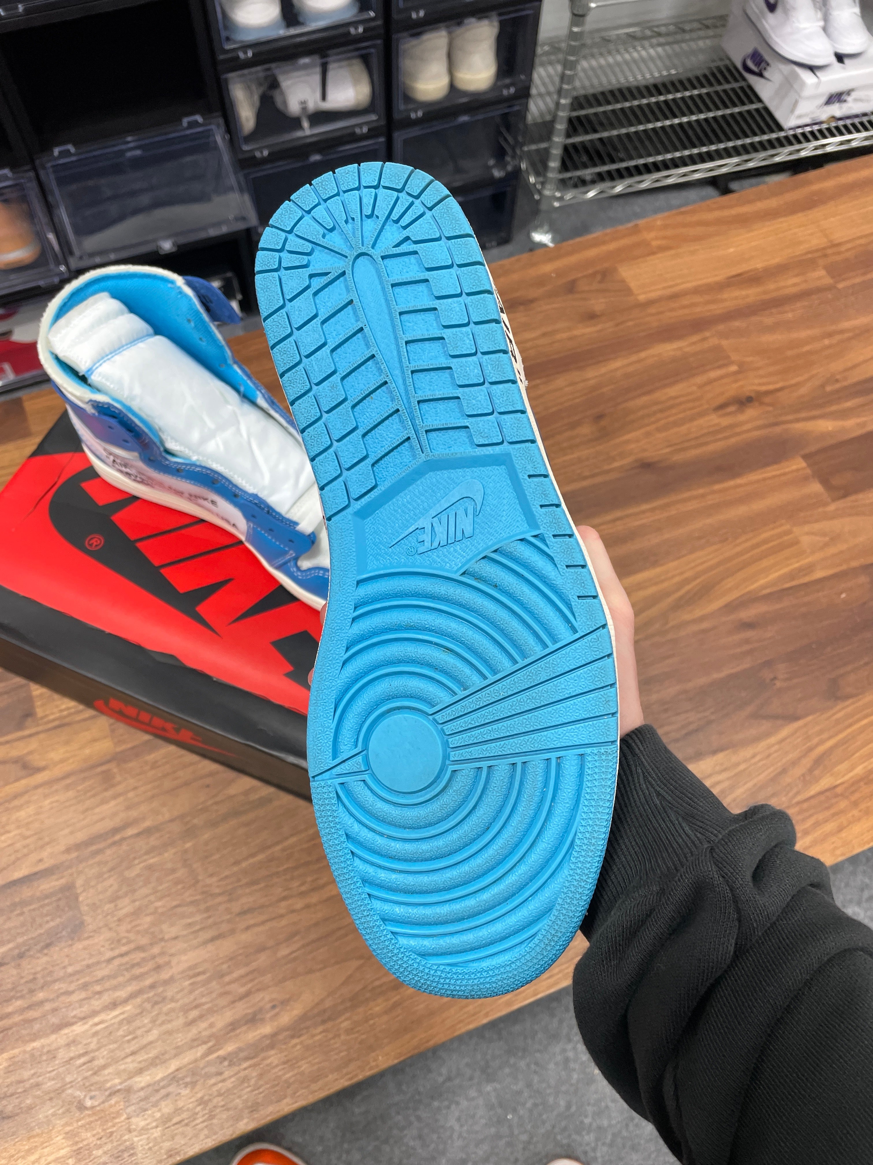 Jordan 1 Off White UNC Sz 11