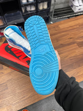 Load image into Gallery viewer, Jordan 1 Off White UNC Sz 11
