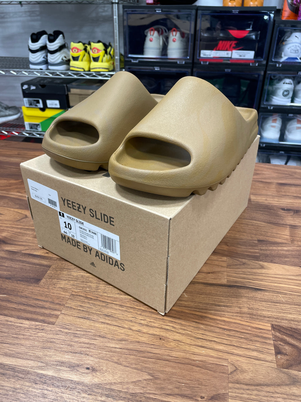 Yeezy Slide OCHRE Sz 10