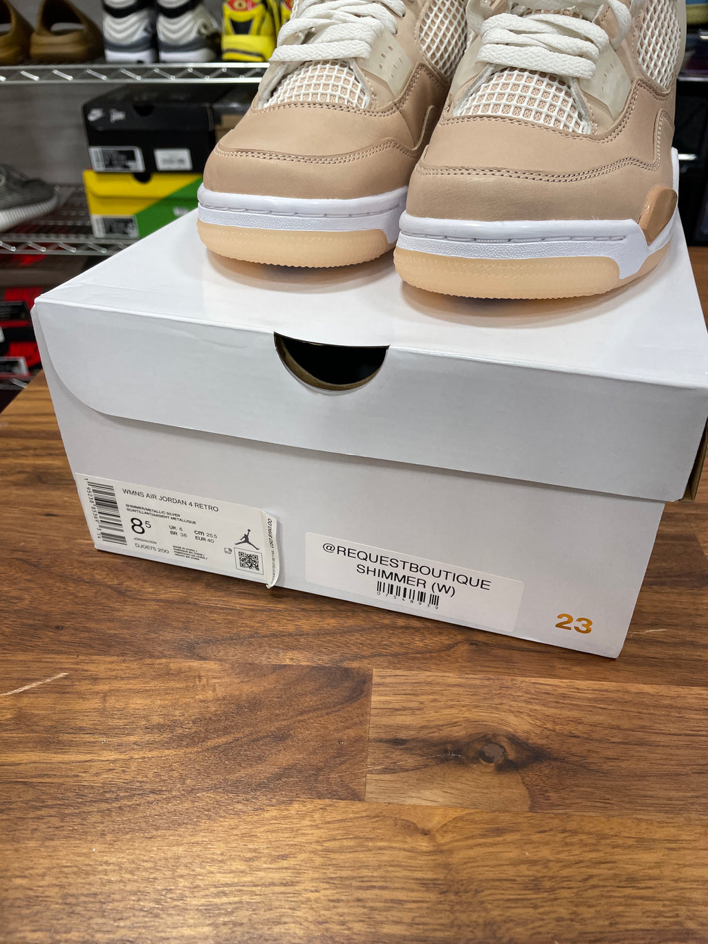 Jordan 4 Retro Shimmer (W) 8.5