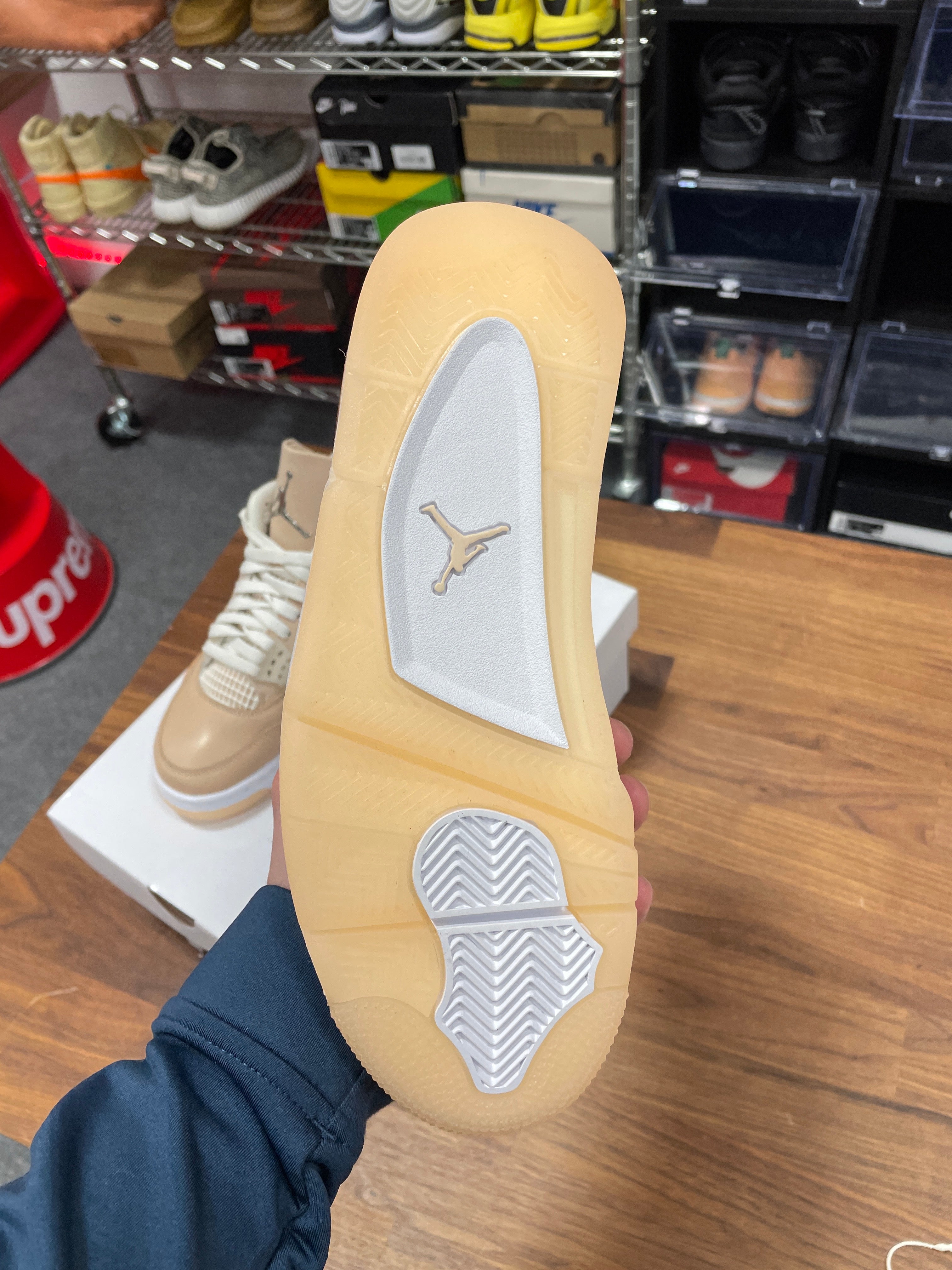 Jordan 4 Retro Shimmer (W) 8.5