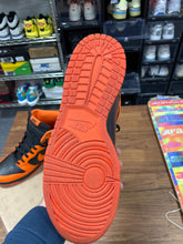 Load image into Gallery viewer, Nike Dunk High Black/Orange Sz 11
