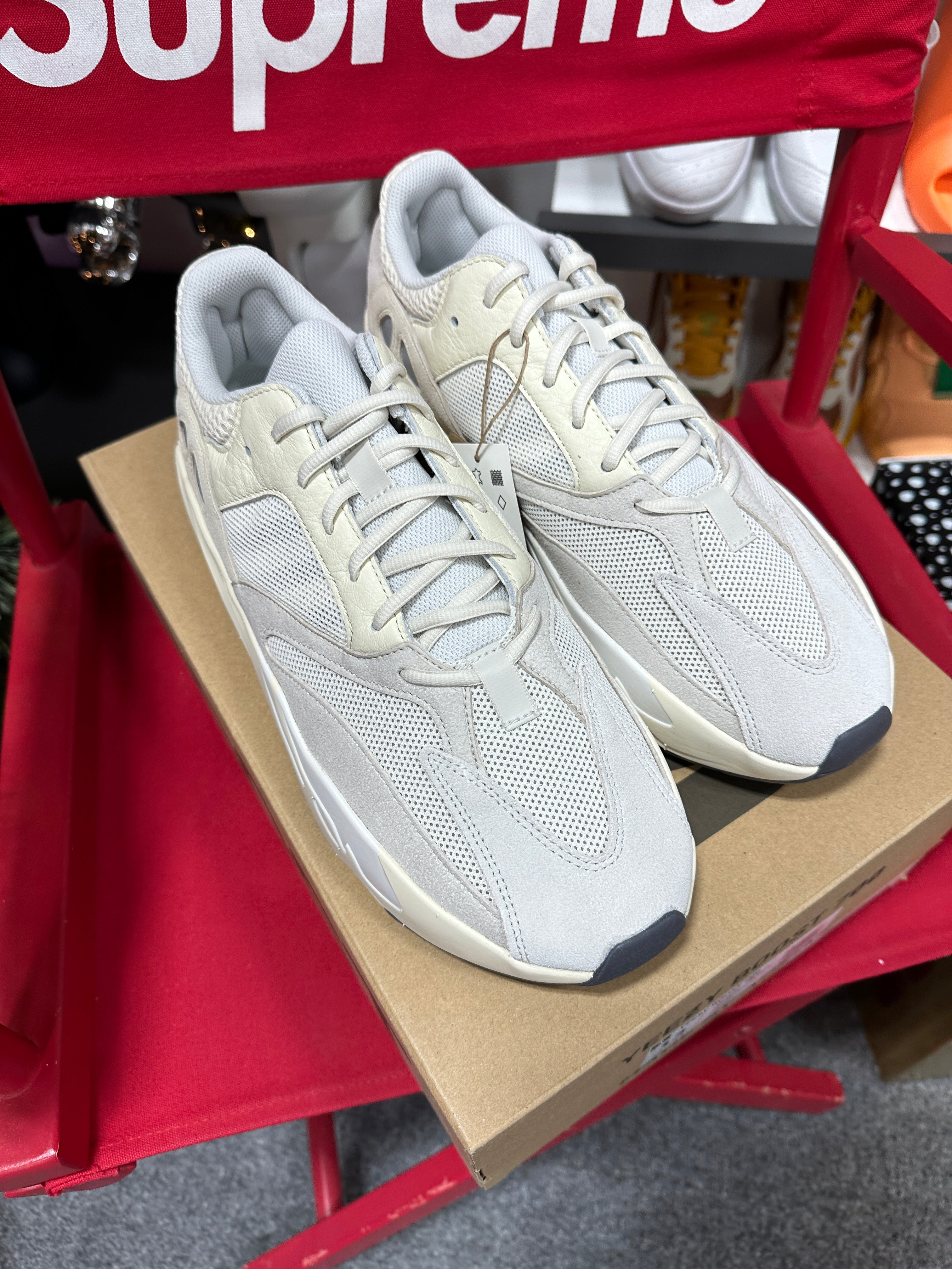 adidas Yeezy Boost 700 Analog Sz 13