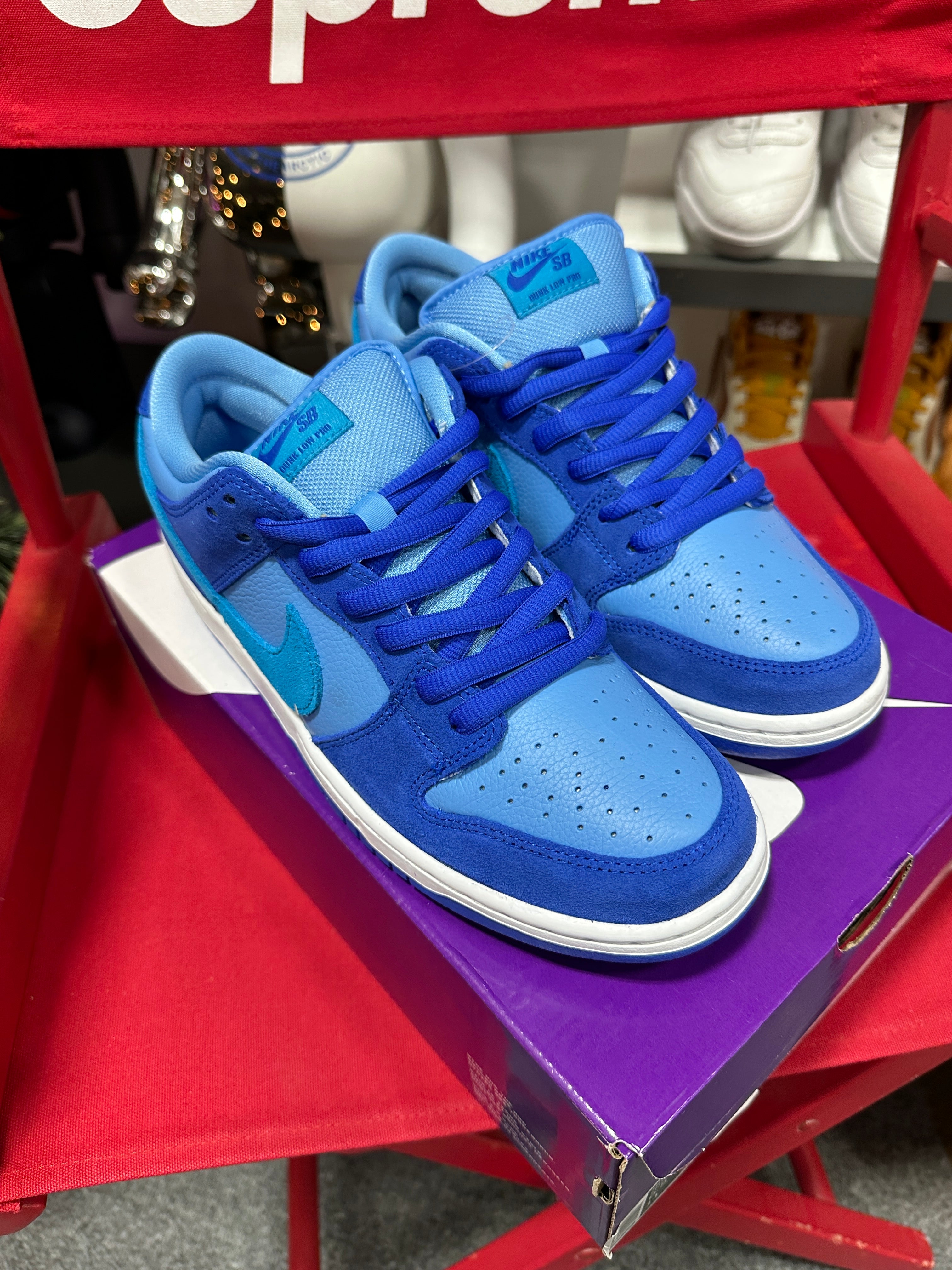 Nike SB Dunk Low Blue Raspberry Sz 9.5