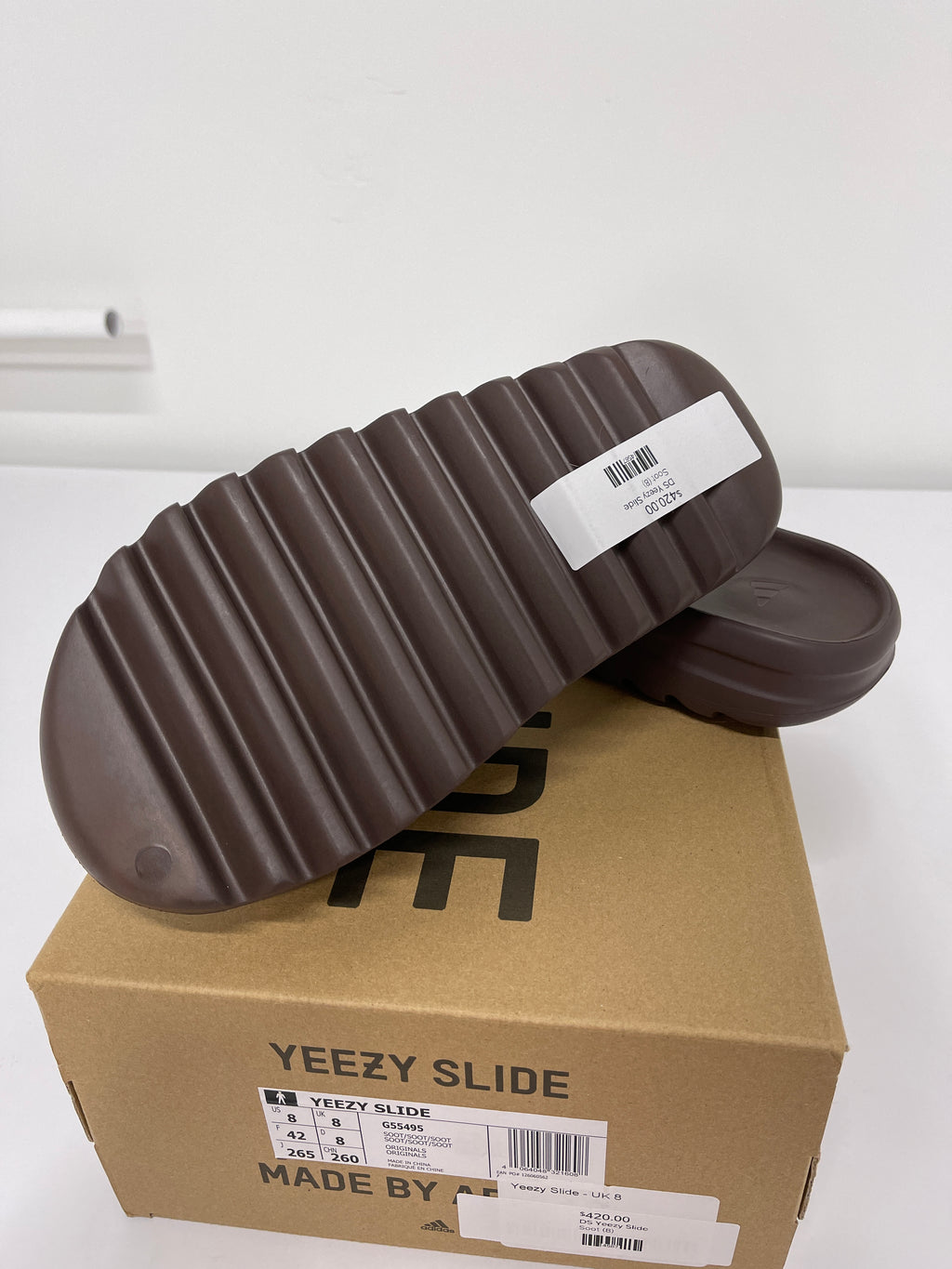 Yeezy Slide Soot Sz 8