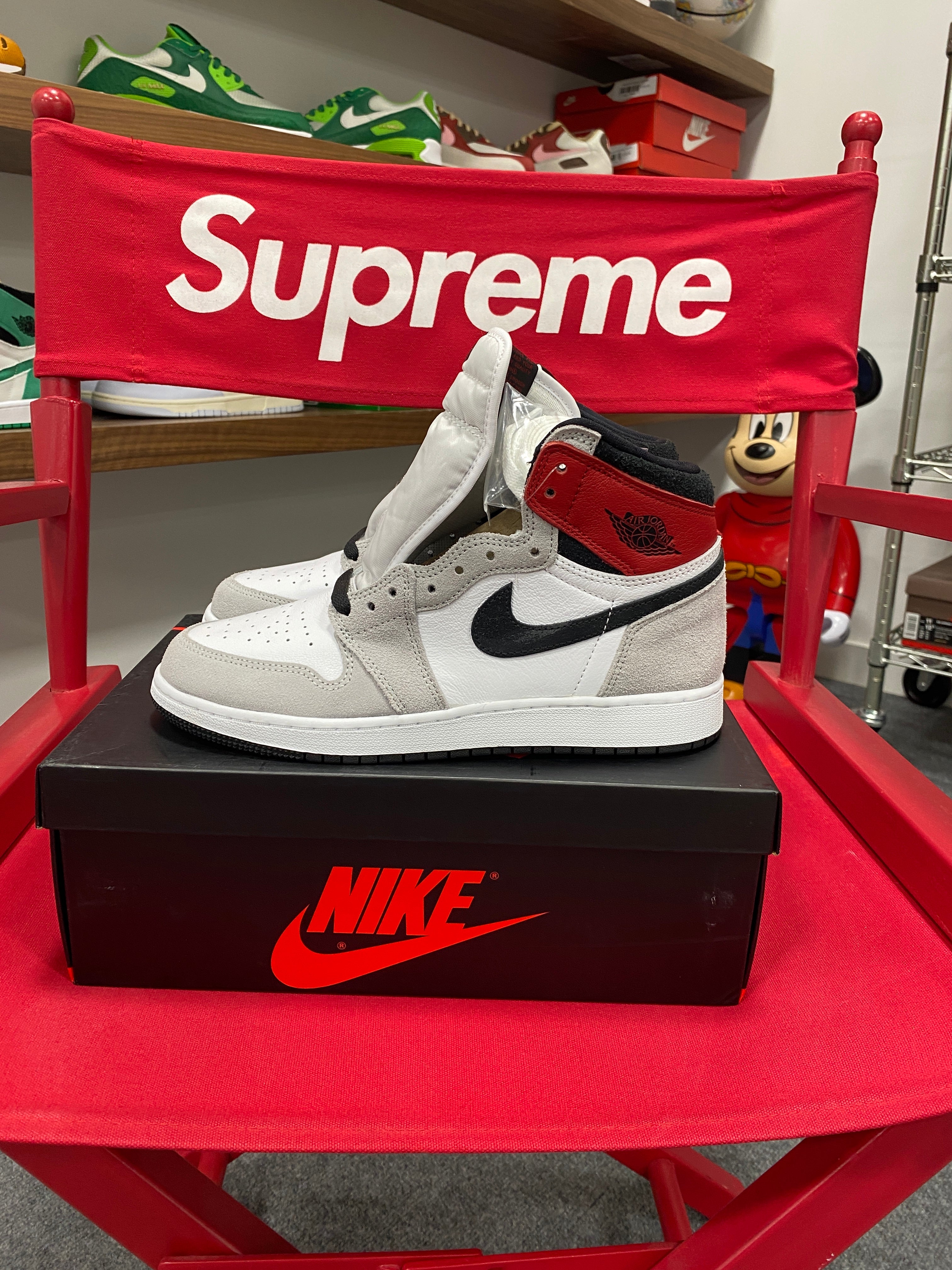 Jordan 1 Retro High Light Smoke Grey Sz 6Y