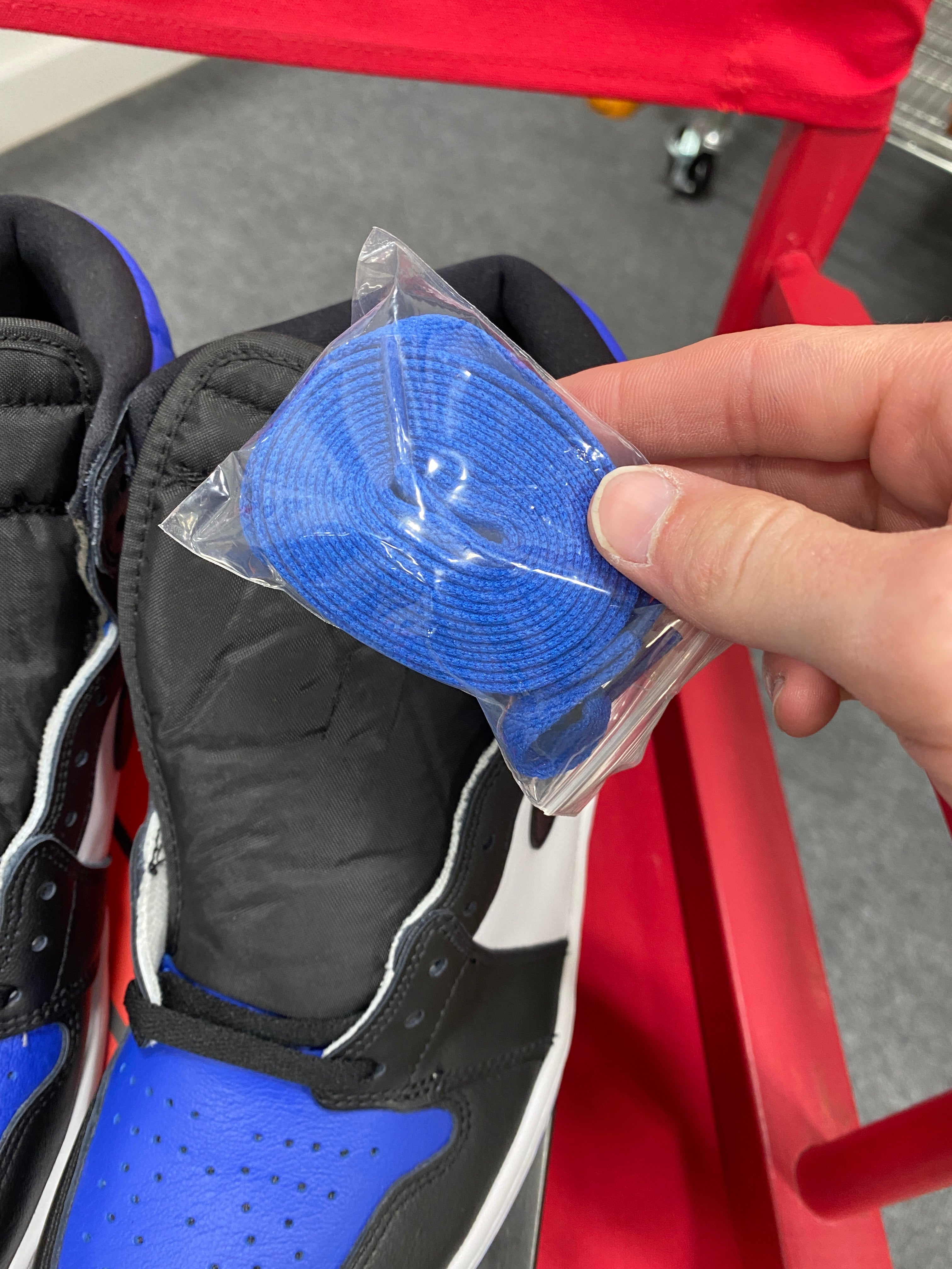 Jordan 1 Retro High Royal Toe Sz 11