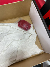 Load image into Gallery viewer, Jordan 1 Retro High Bred Toe Sz 12
