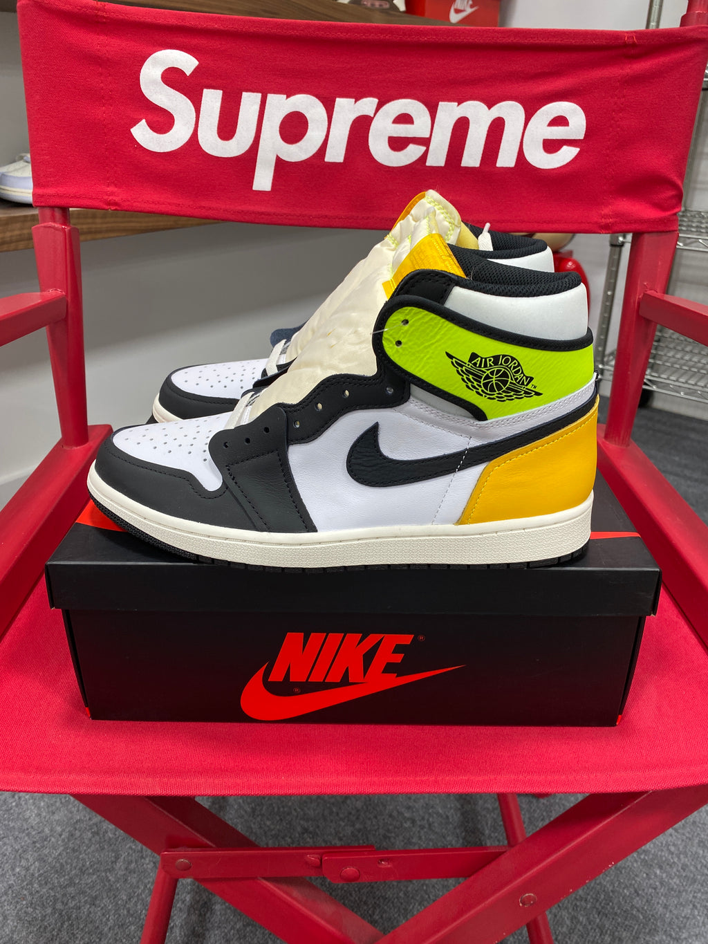 Jordan 1 Volt Sz 9