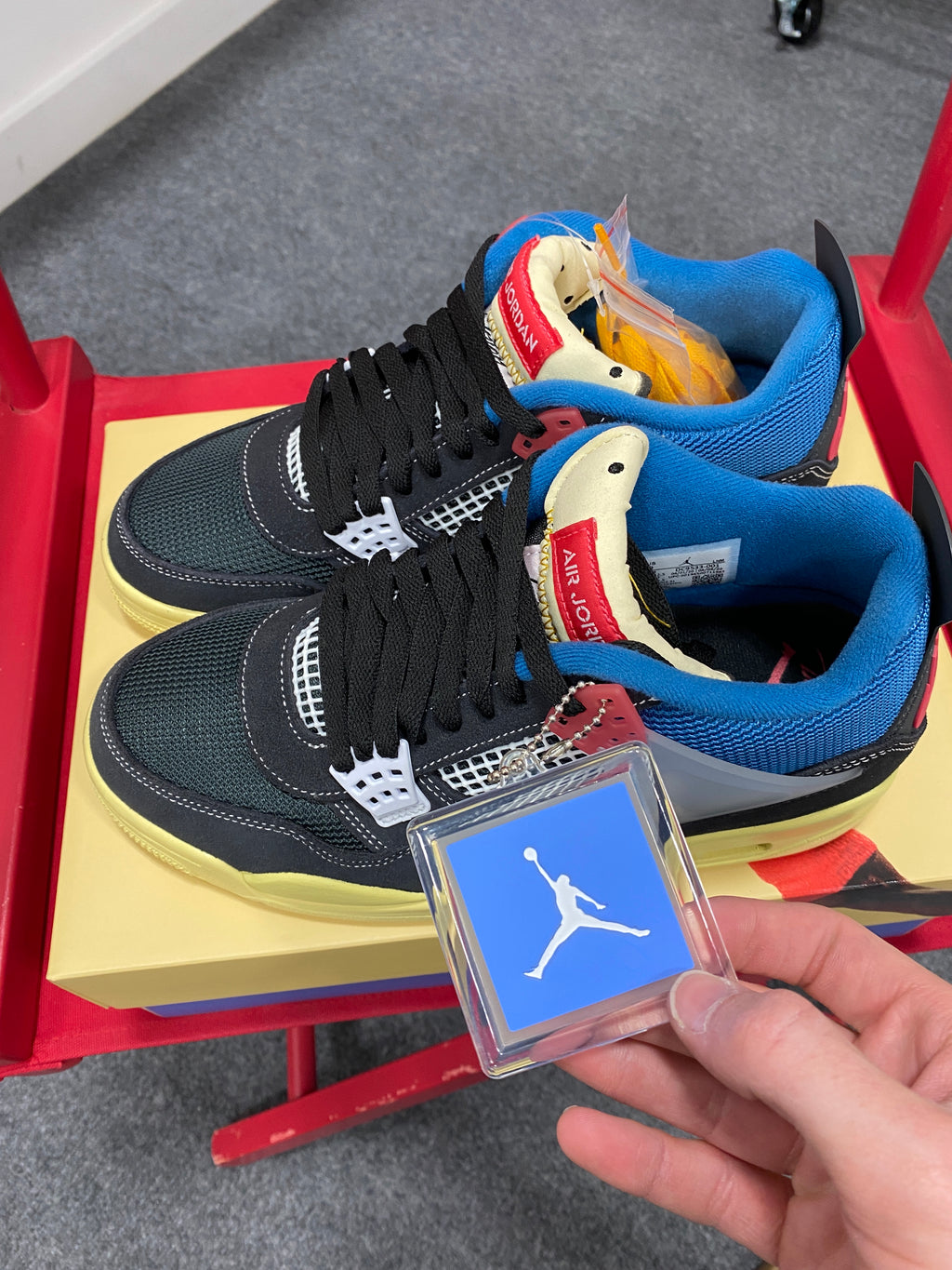 Jordan 4 Retro Union Off Noir Sz W 10.5 Mens 9
