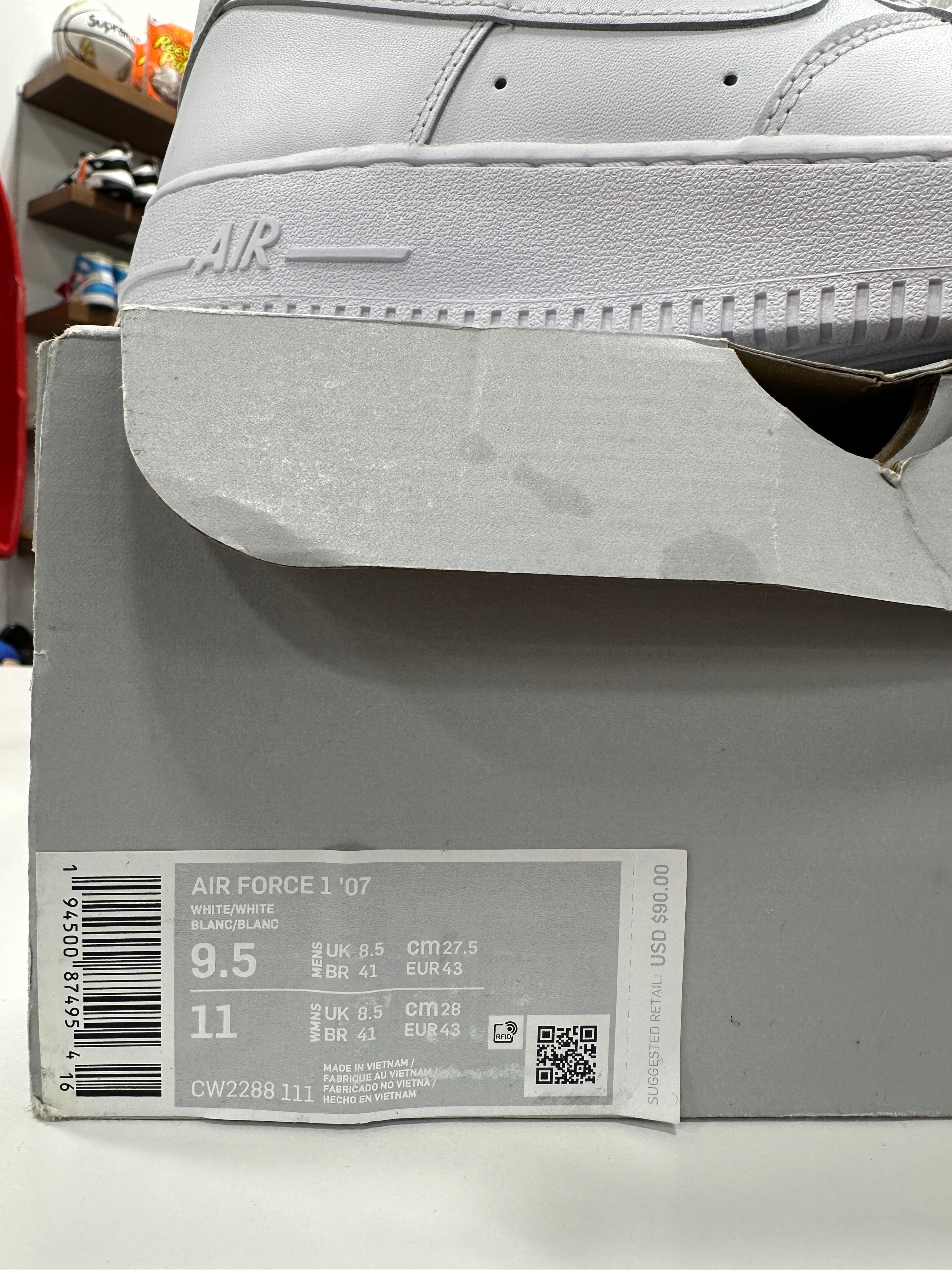 Nike Air Force 1 Low White Sz 9.5