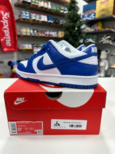 Load image into Gallery viewer, Nike Dunk Low Kentucky Sz 9.5
