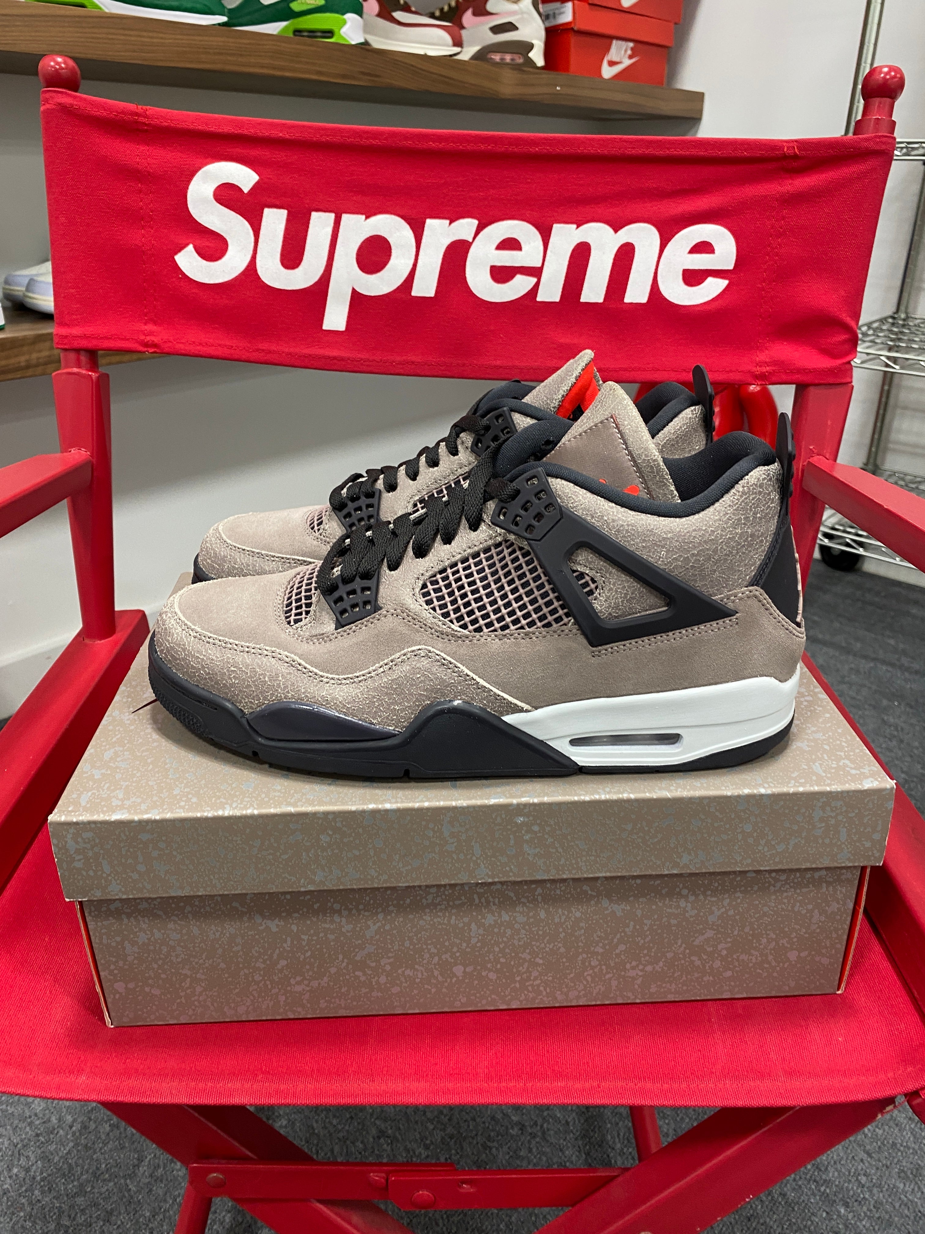 Jordan 4 Retro Taupe Haze Sz 11