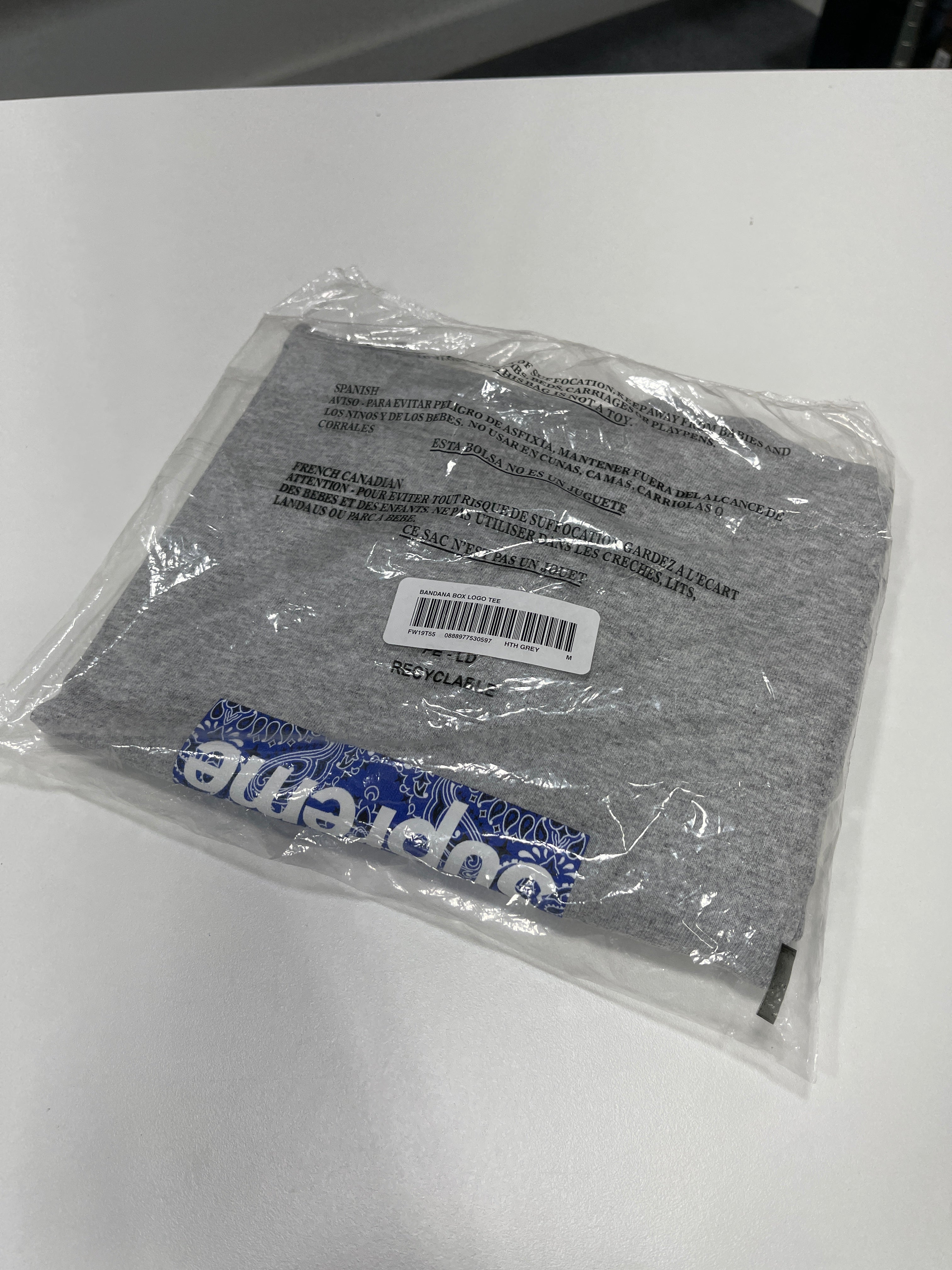 Supreme Bandana Bogo T Shirt Sz M