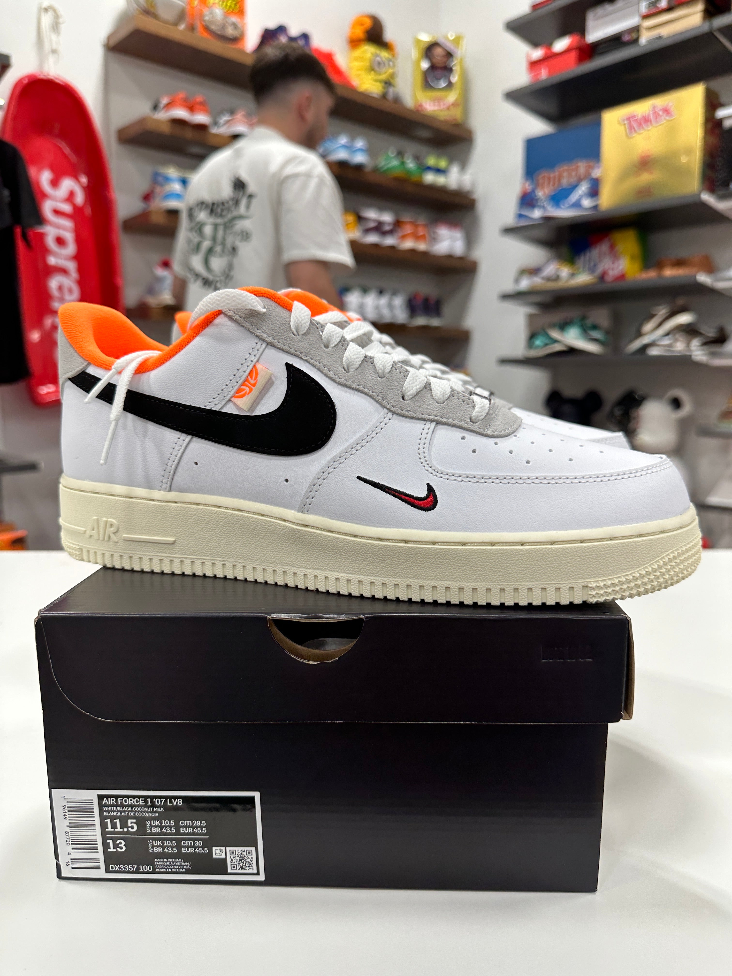 Nike Air Force 1 Low LV8 Sz 11.5