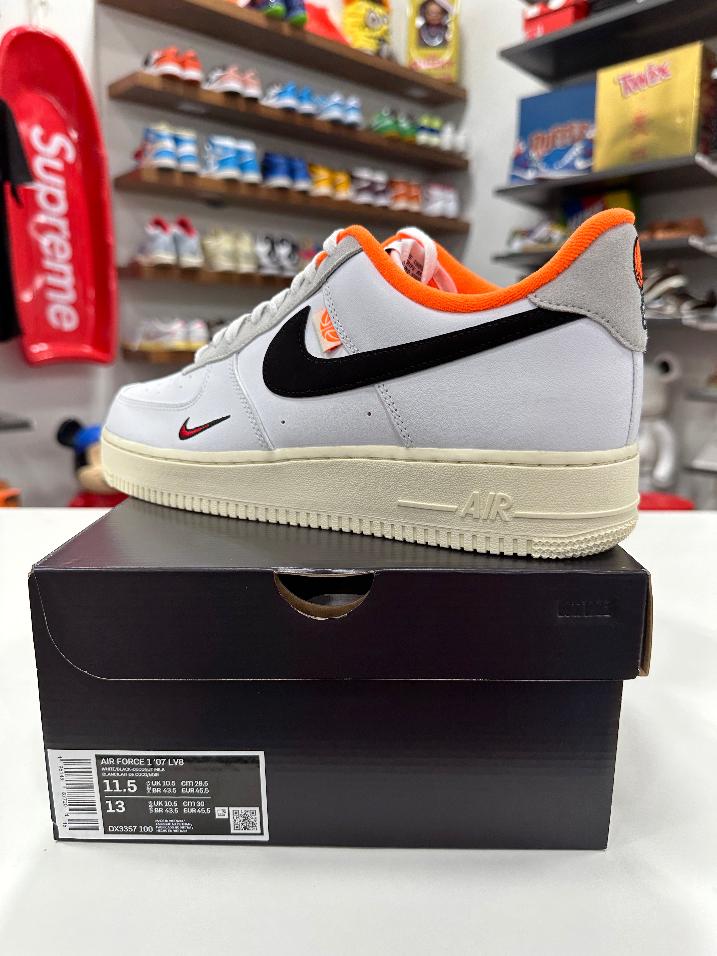 Nike Air Force 1 Low LV8 Sz 11.5