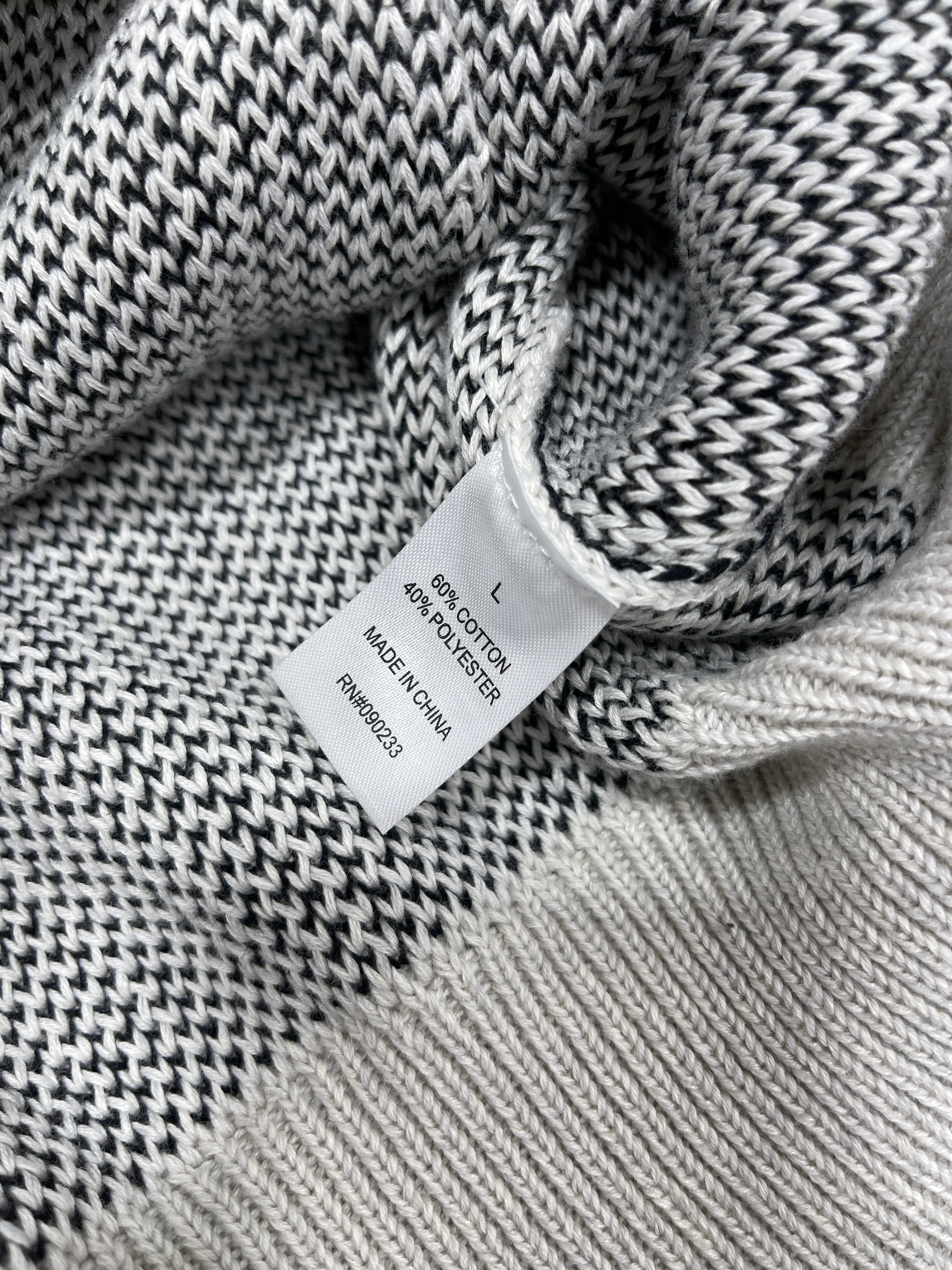 Essentials Sweater Style Hoodie Sz L
