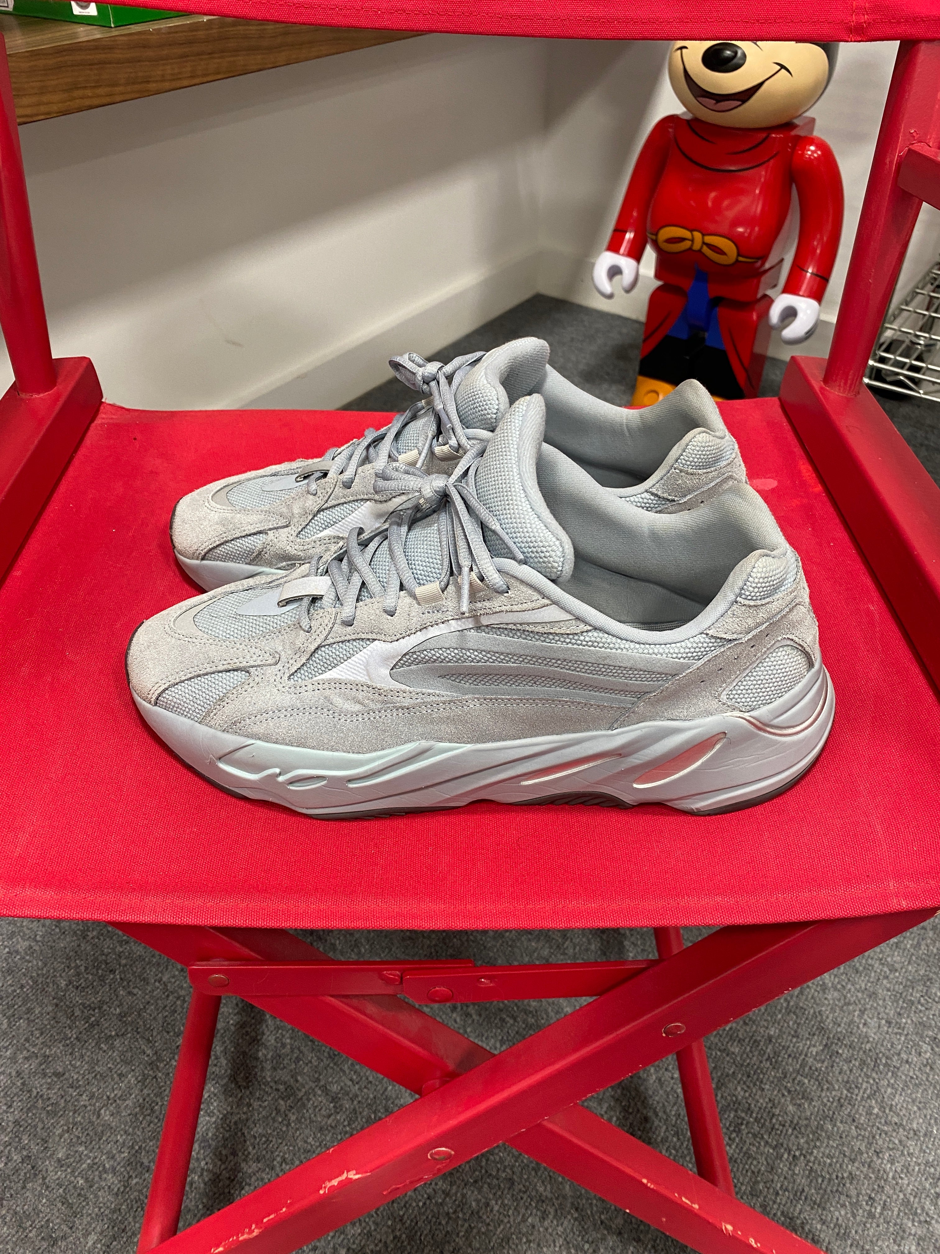 adidas Yeezy Boost 700 V2 Hospital Blue Sz 12.5 NO BOX